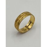 9ct gold band