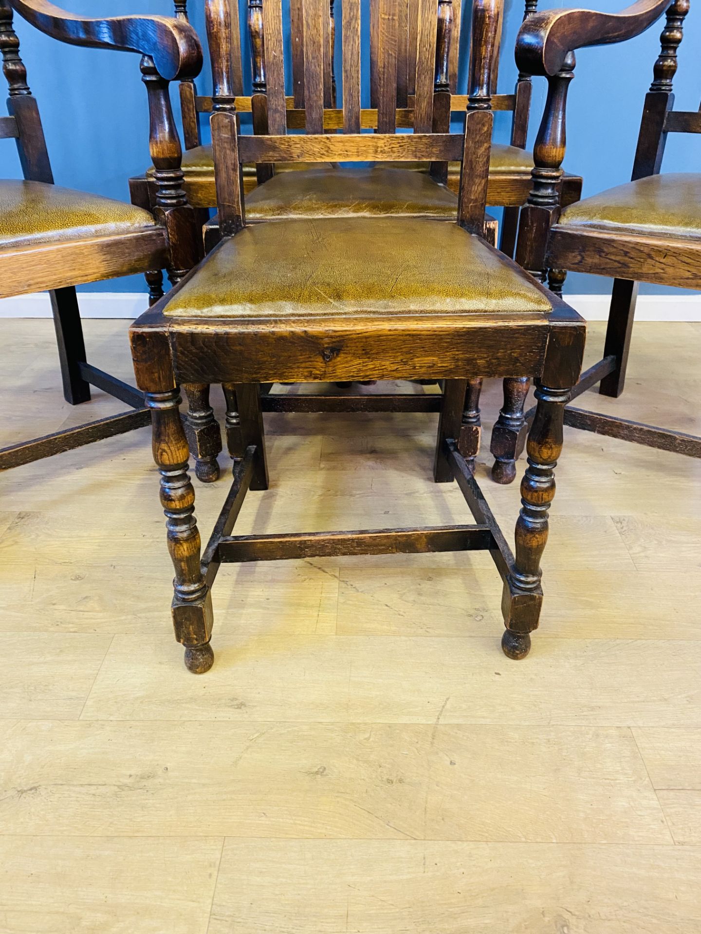 Six carved oak dining chairs - Image 4 of 4