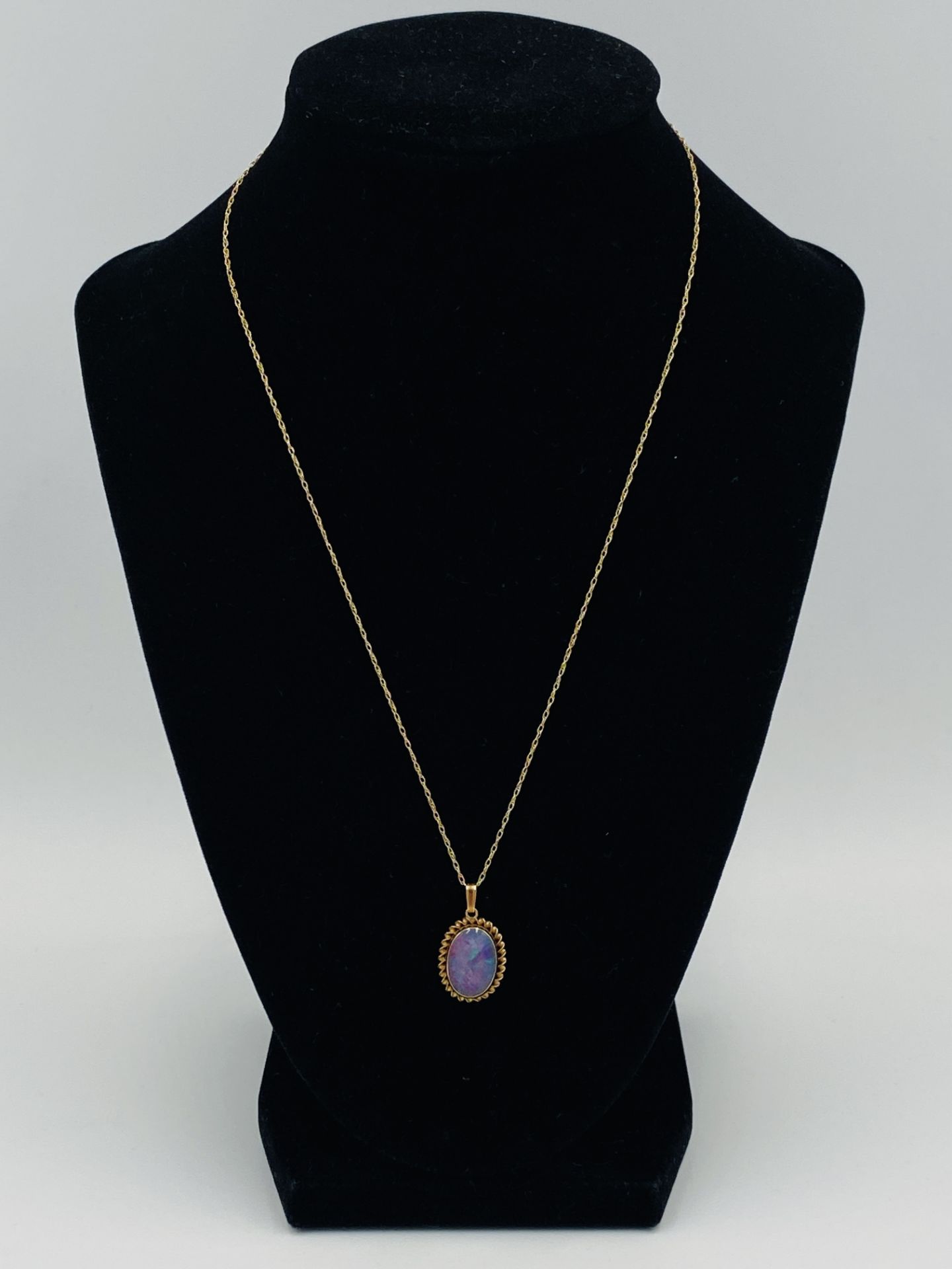 9ct pendant set with an opal - Image 4 of 4