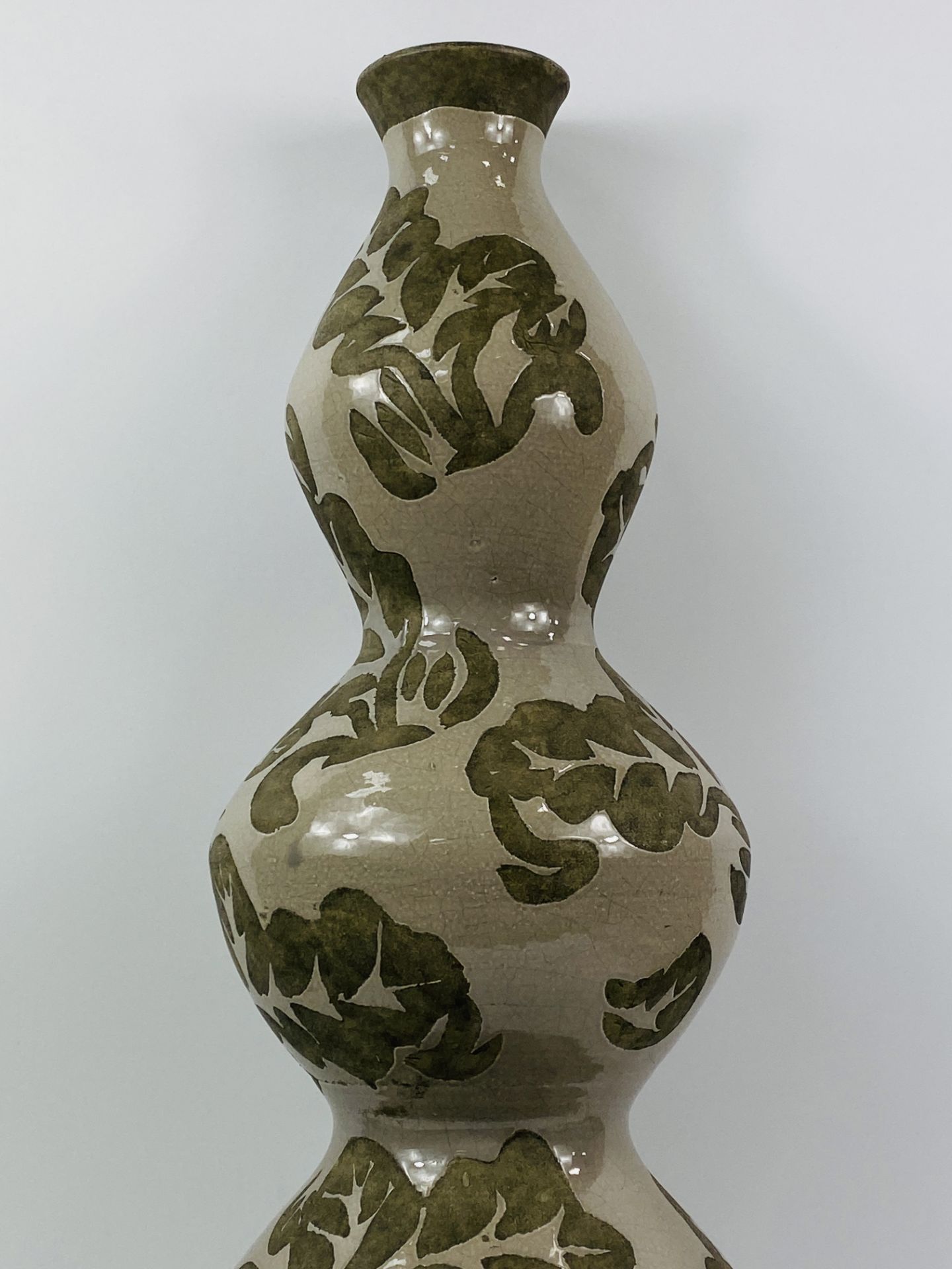 Contemporary majolica triple gourd vase - Image 3 of 5
