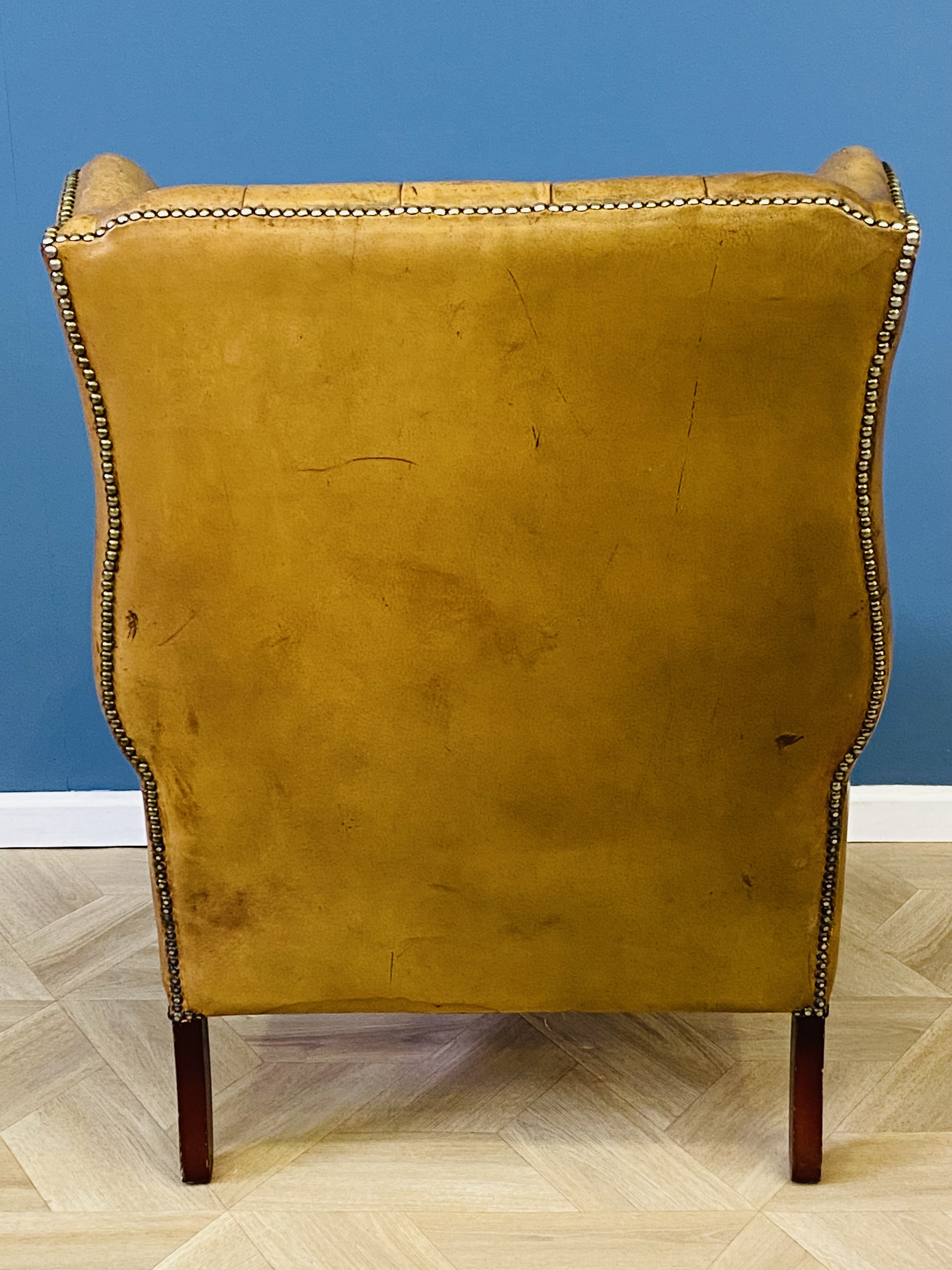 Leather button back wing armchair - Image 5 of 6