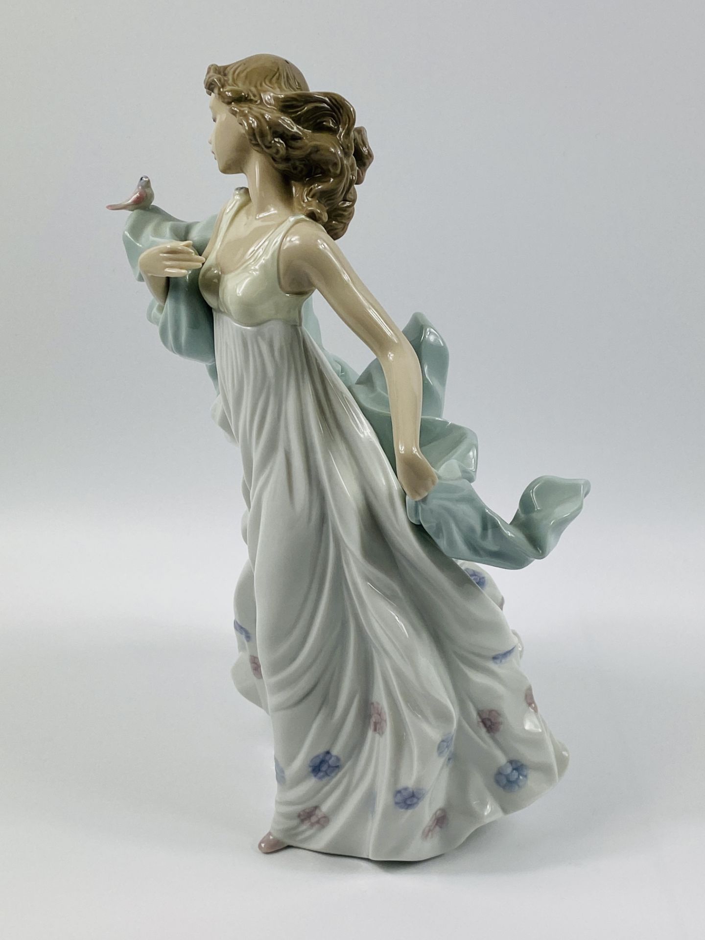 Lladro figurine, Summer Serenade - Image 2 of 3