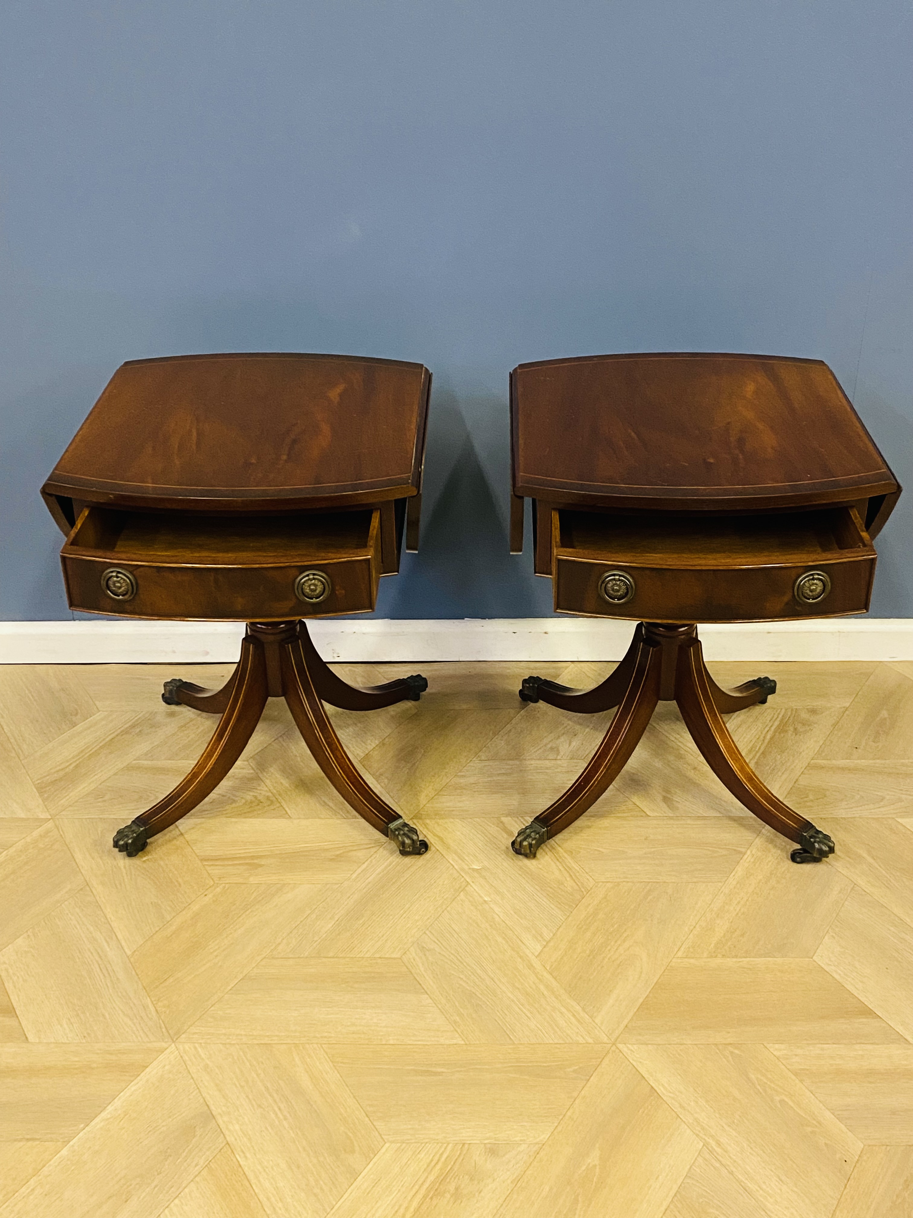 Pair of inlaid mahogany drop leaf lamp tables - Image 7 of 7