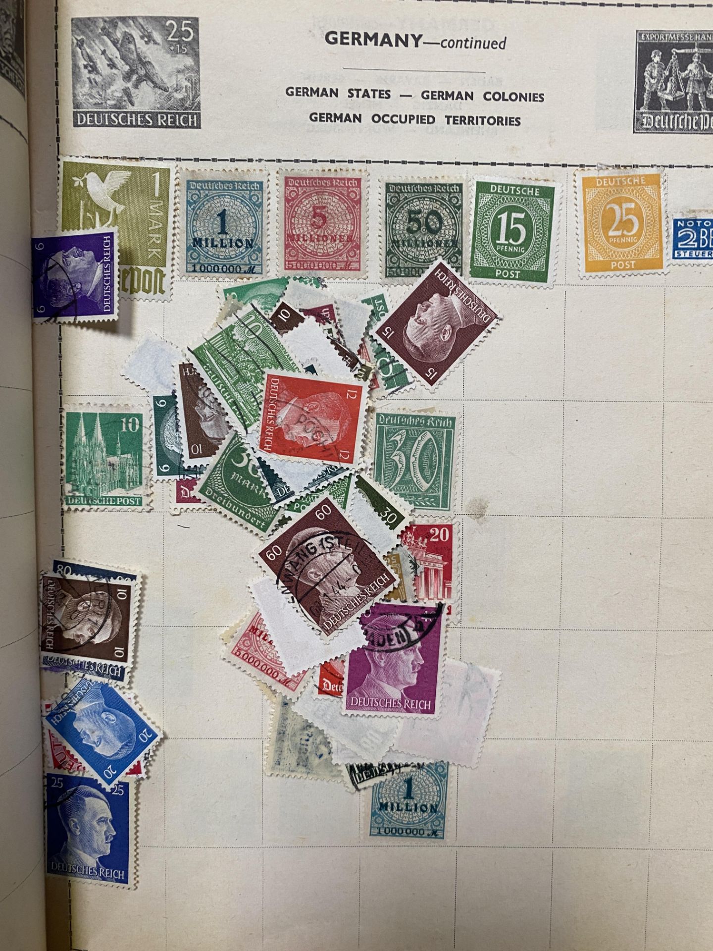 Mixture of stamps in box with some mint GB duplications - Bild 2 aus 4