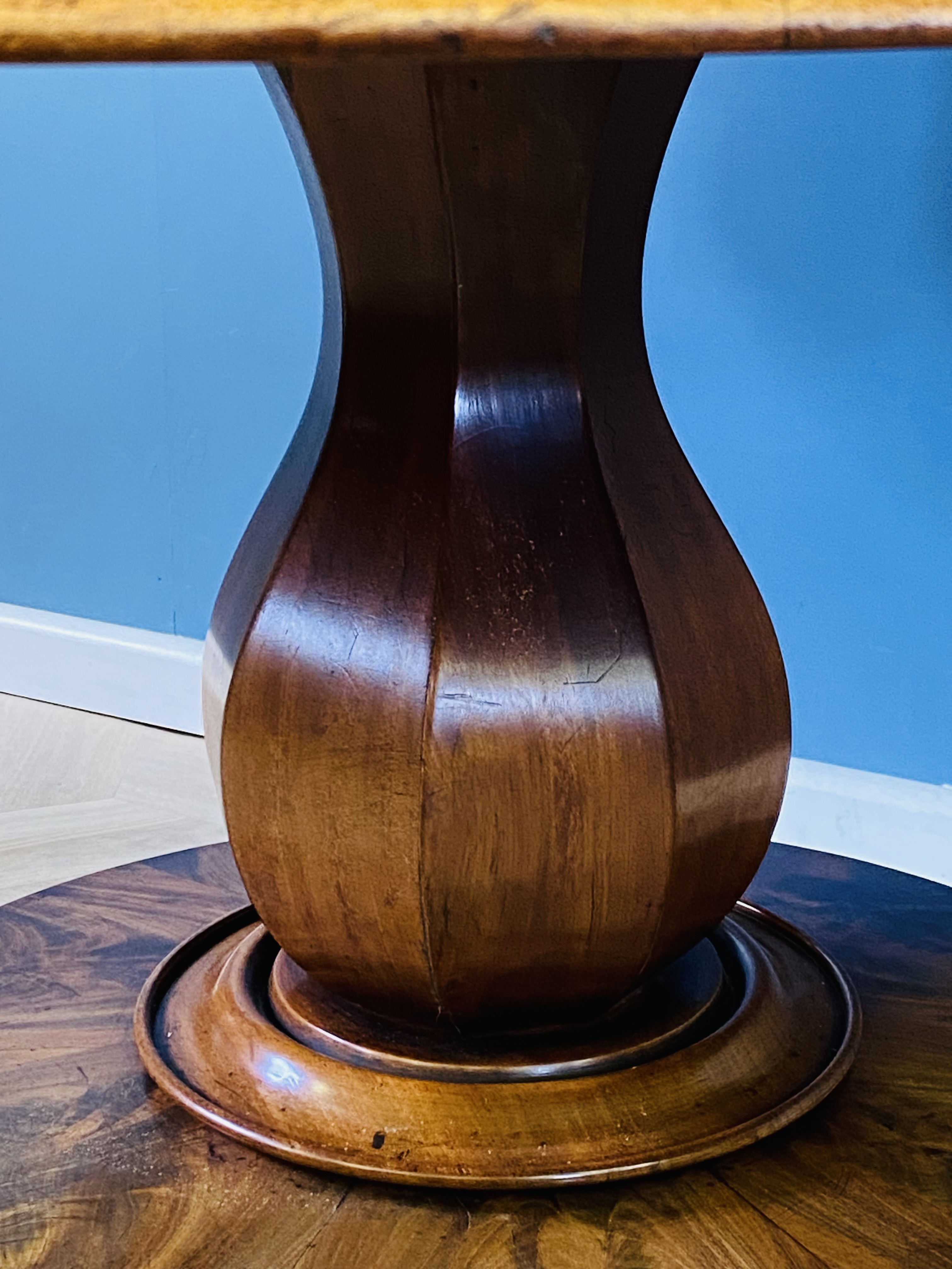 Victorian mahogany circular drum table - Image 6 of 9