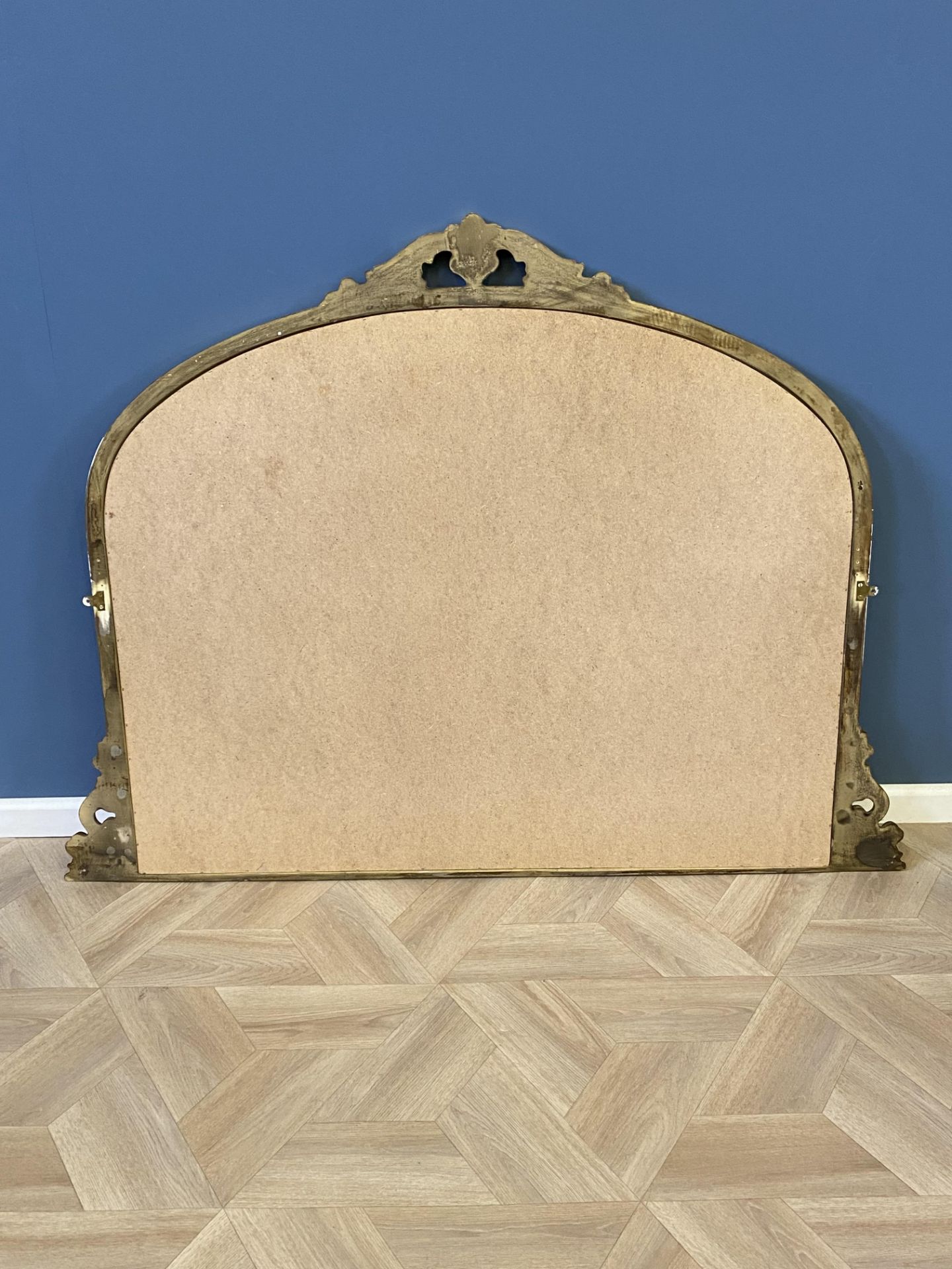 Victorian style gilt overmantle mirror - Image 6 of 6