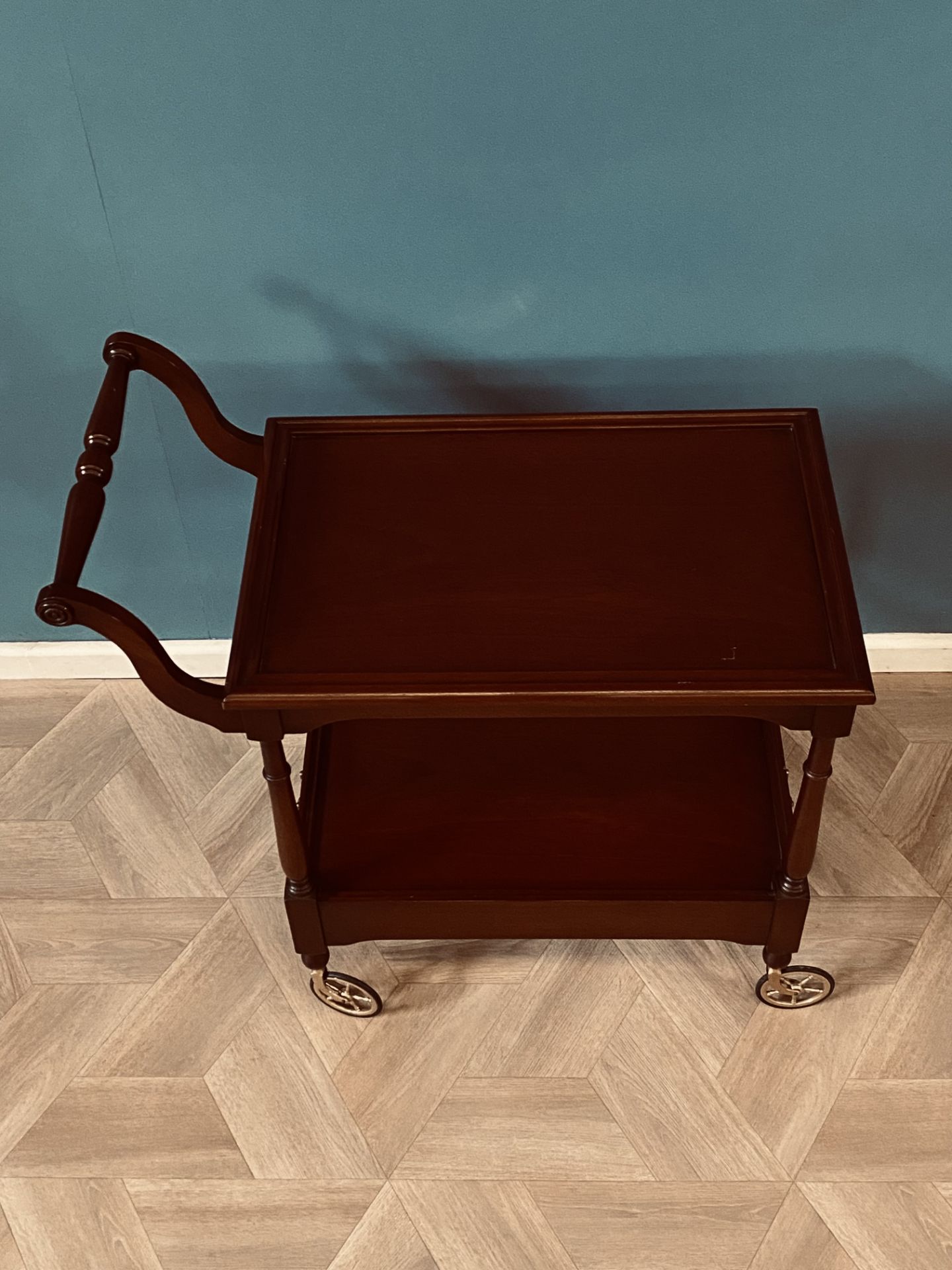 Mahogany two tier serving trolley - Image 5 of 8