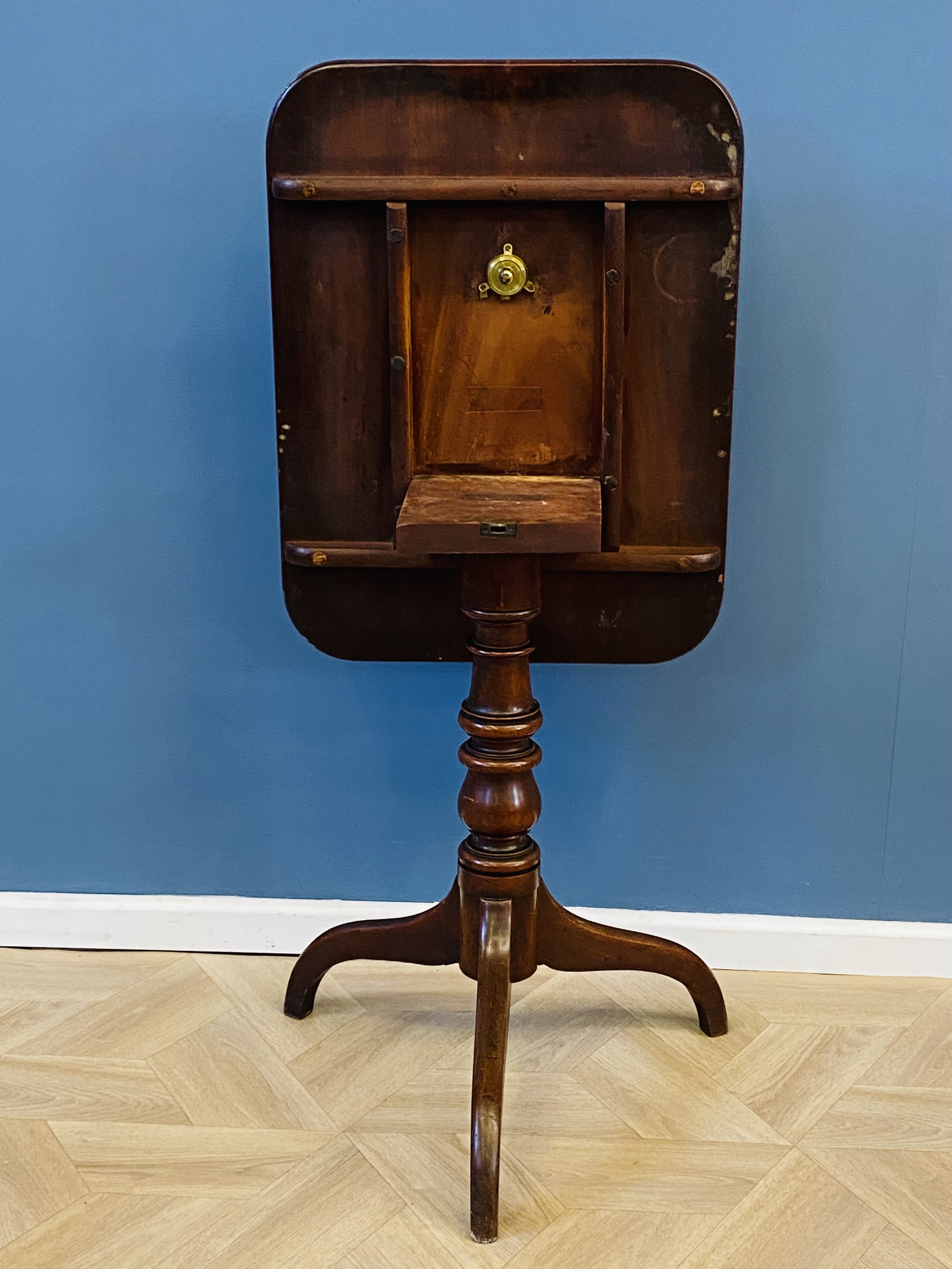 19th century mahogany tilt top occasional table - Image 3 of 5