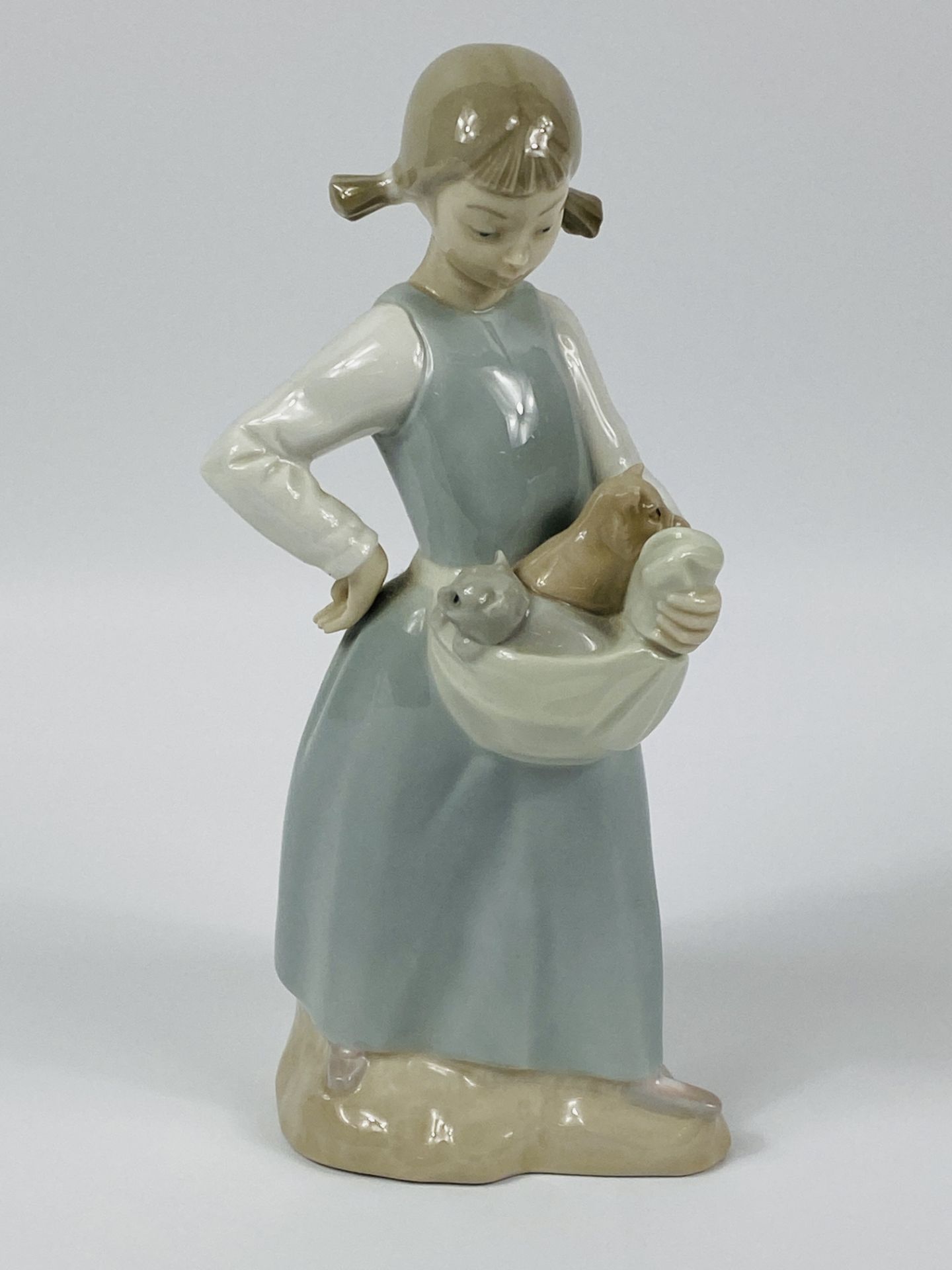 Quantity of ceramic figurines to include a Lladro cockerel - Image 2 of 6