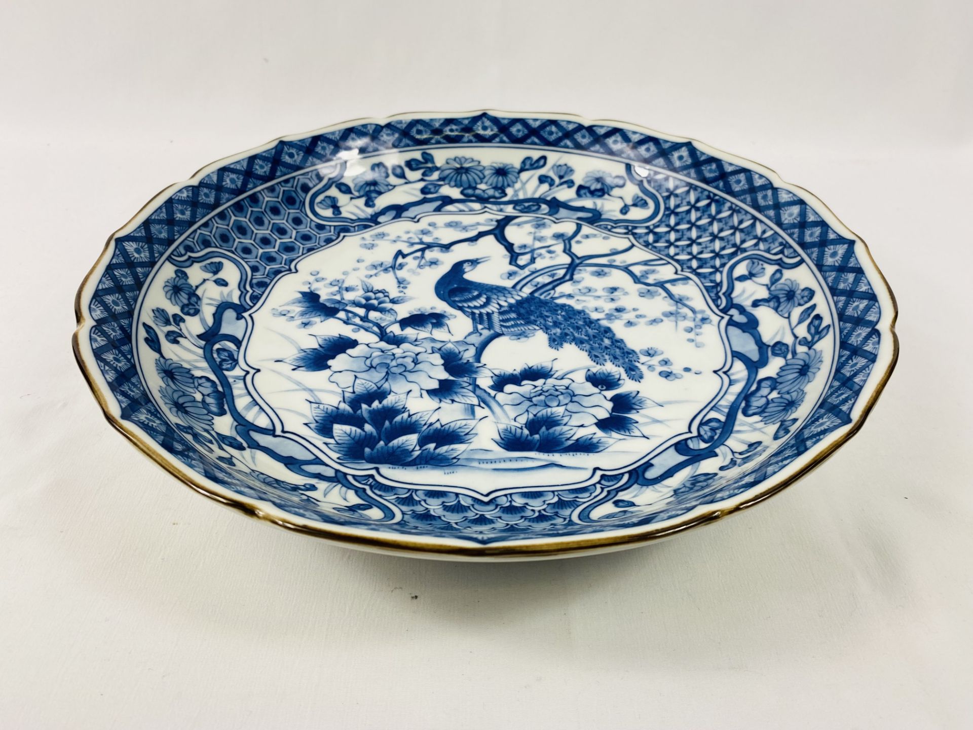 20th century Chinese blue and white dish - Image 2 of 4