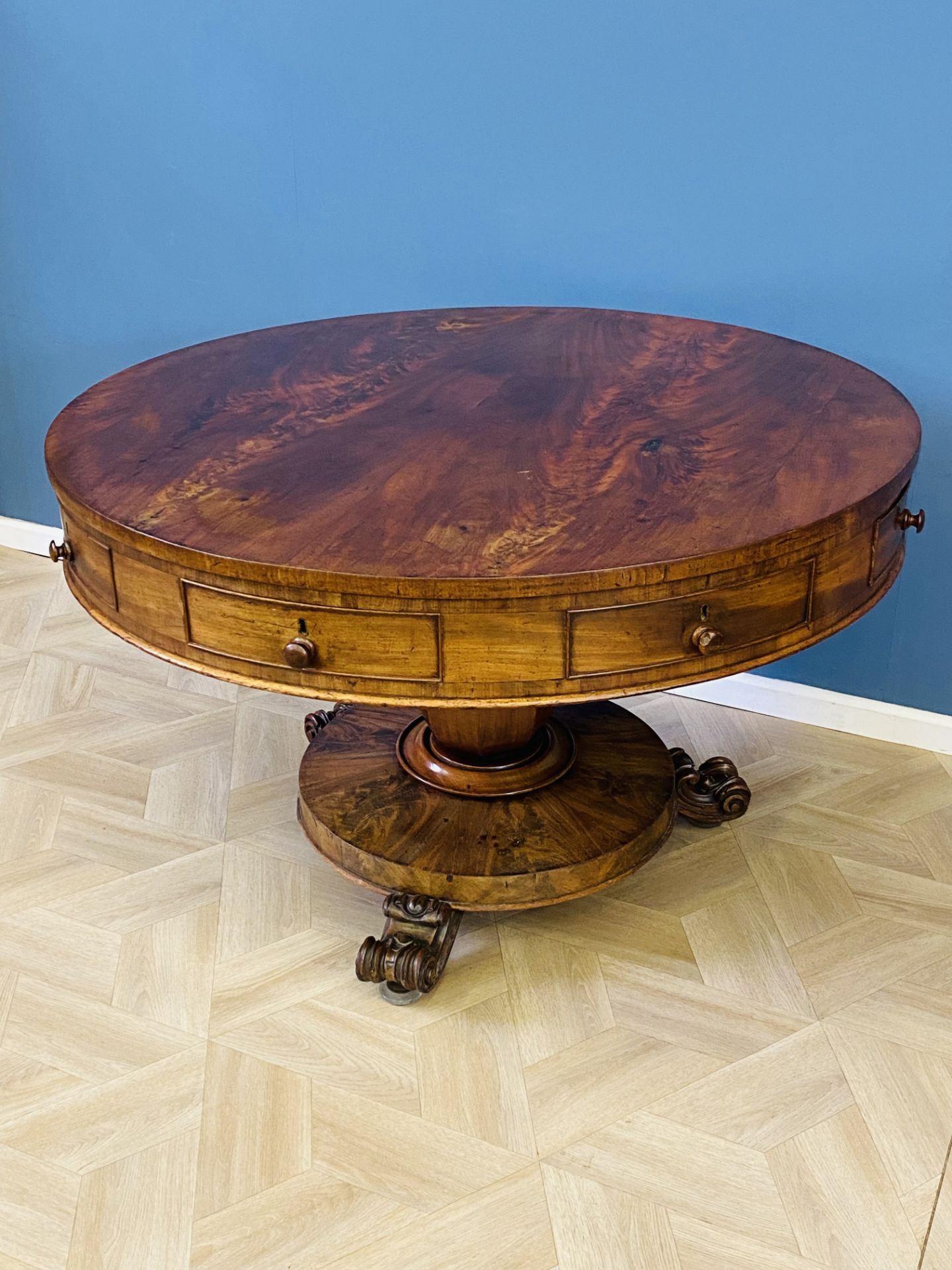 Victorian mahogany circular drum table - Image 4 of 9