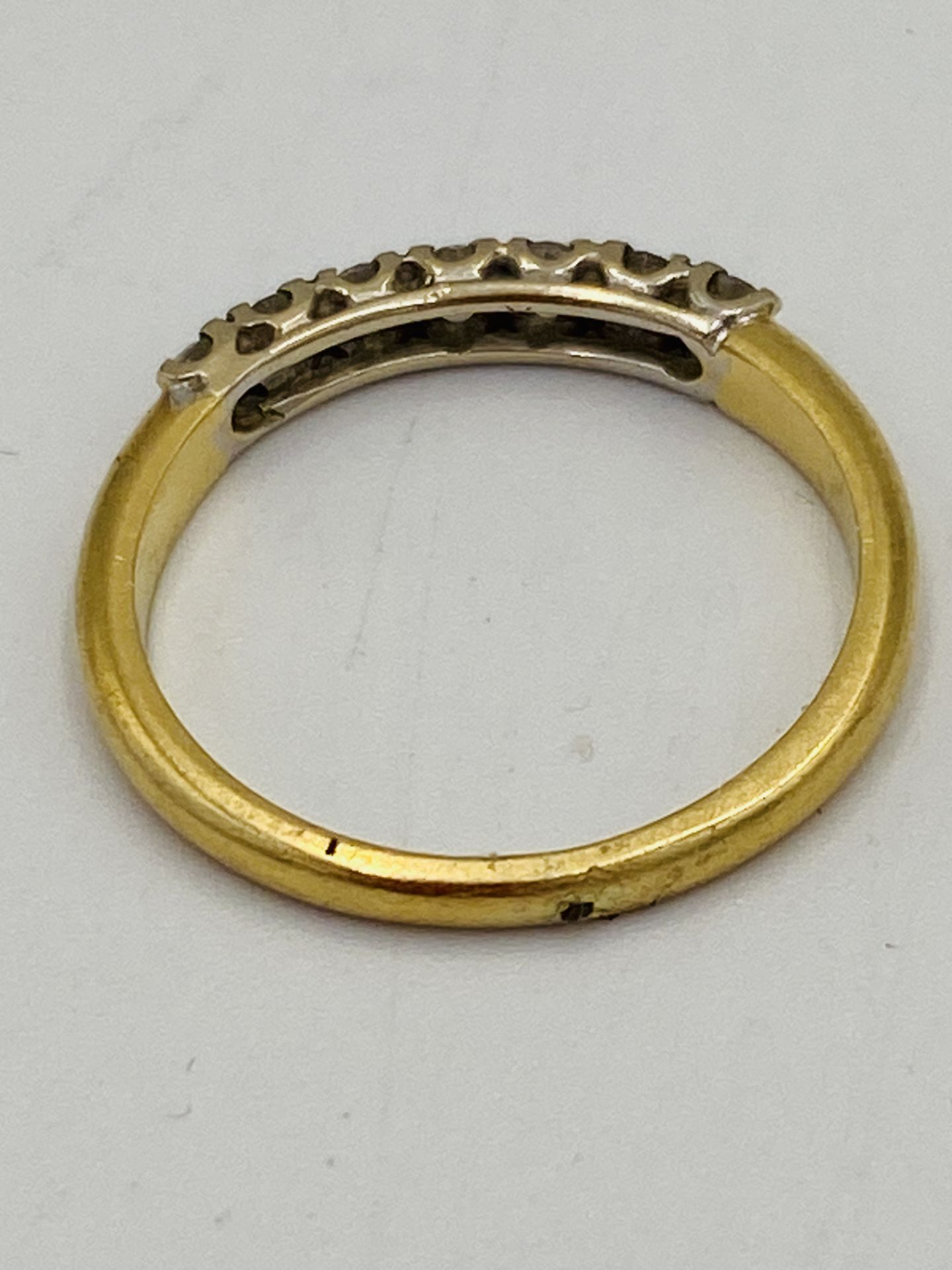 18ct gold and diamond ring - Image 3 of 4