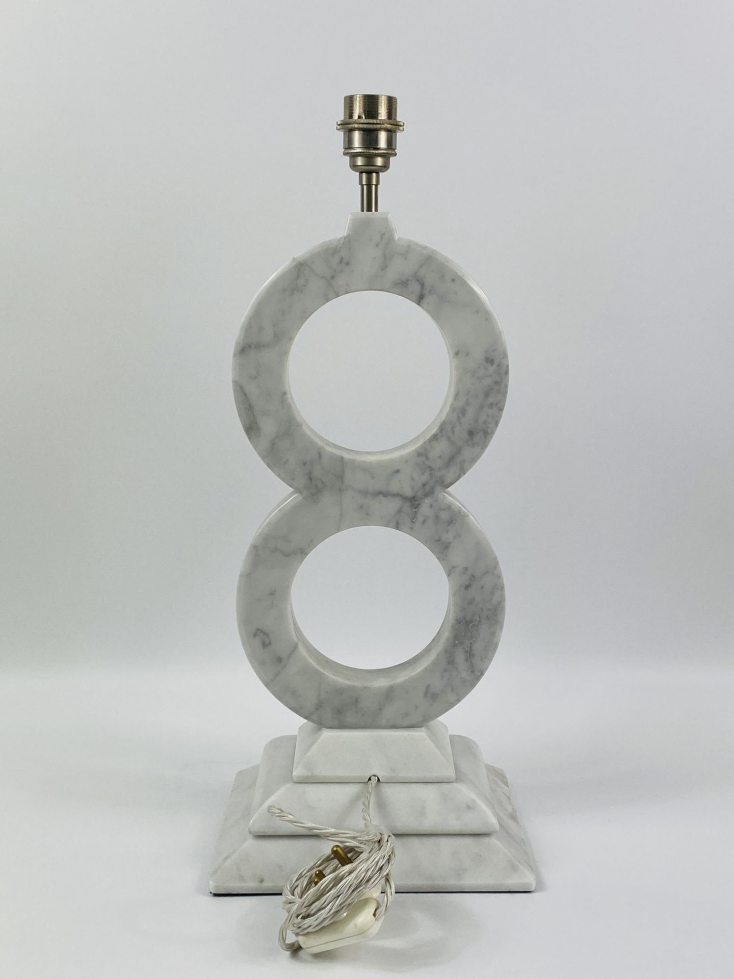 Composite marble table lamp - Image 4 of 6