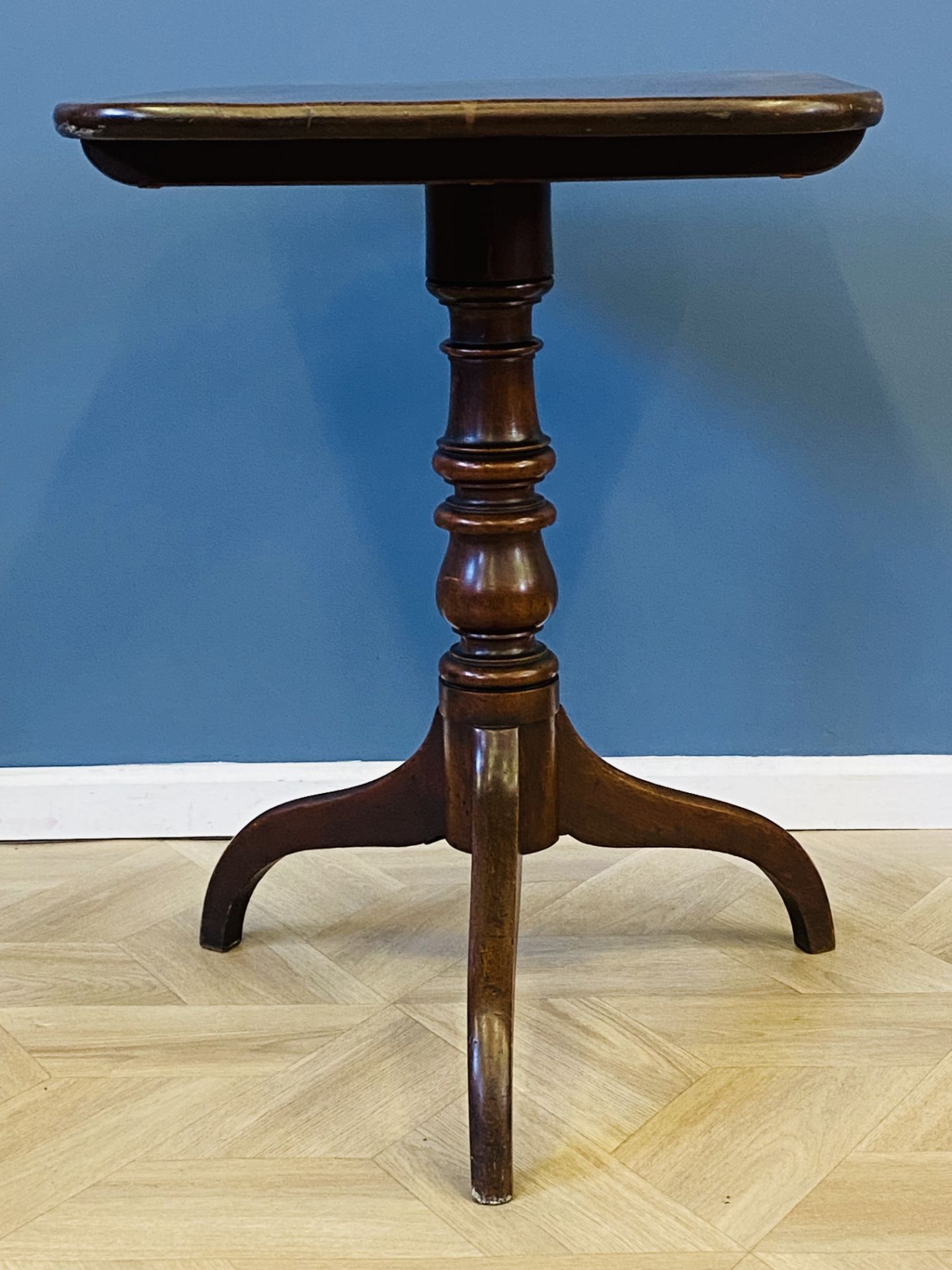 19th century mahogany tilt top occasional table - Image 4 of 5