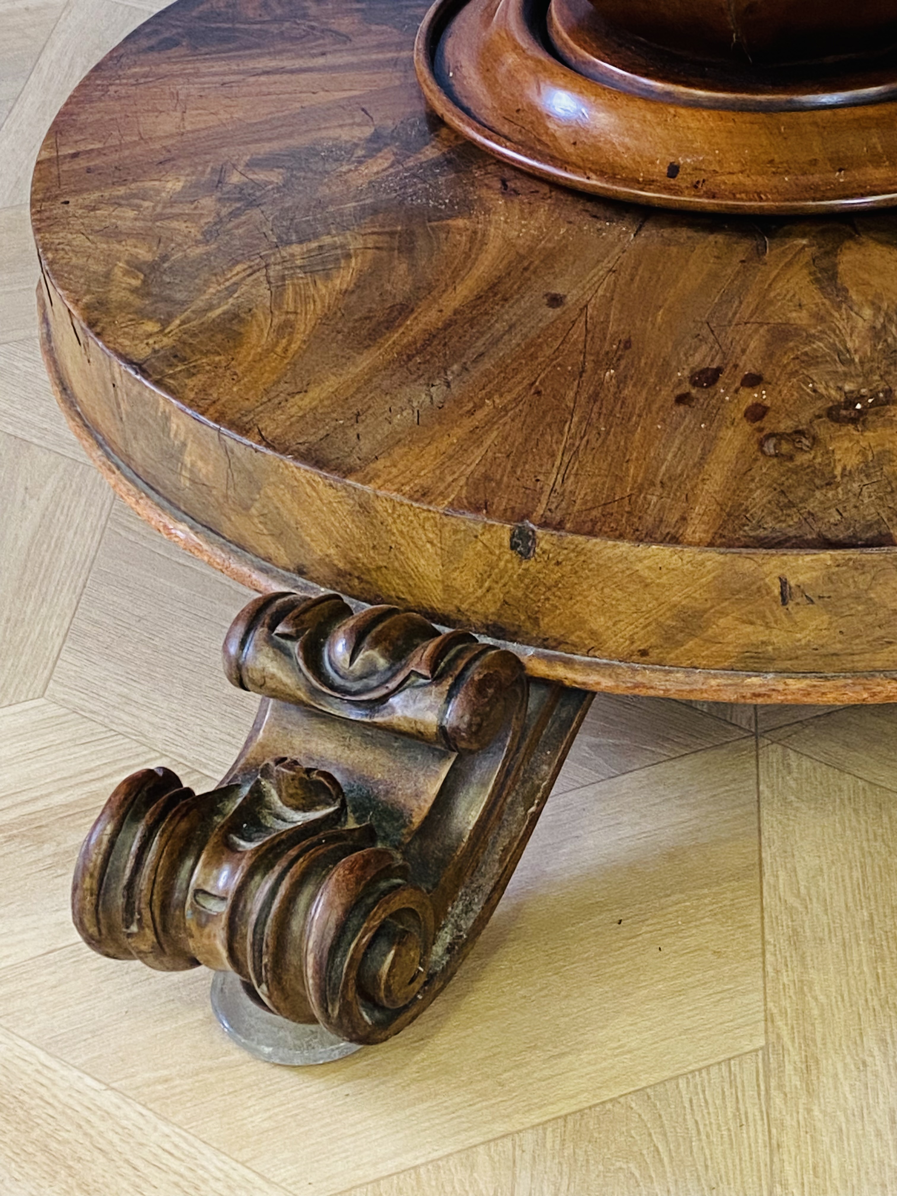 Victorian mahogany circular drum table - Image 5 of 9