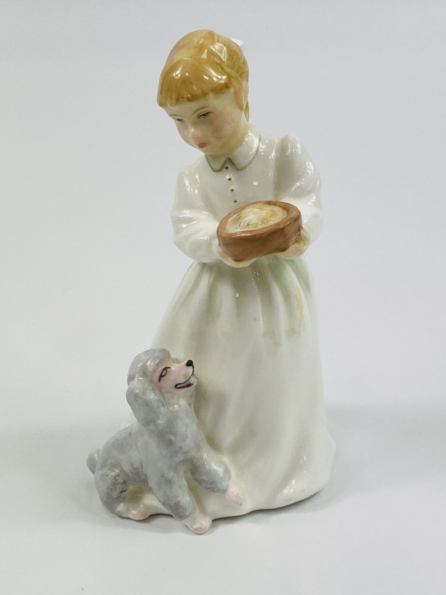 Eleven porcelain figurines - Image 6 of 12