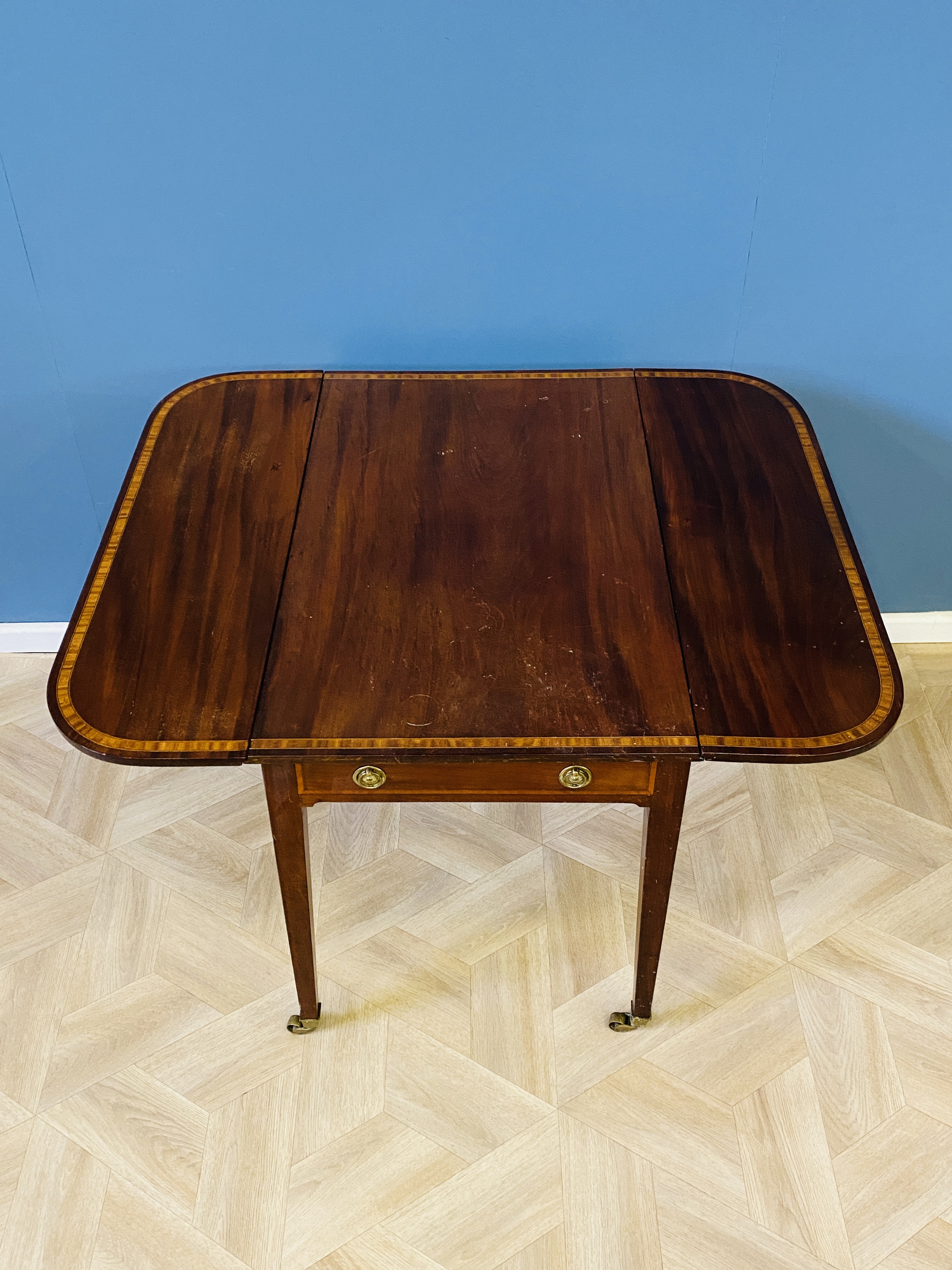 19th century mahogany Pembroke table - Image 2 of 11
