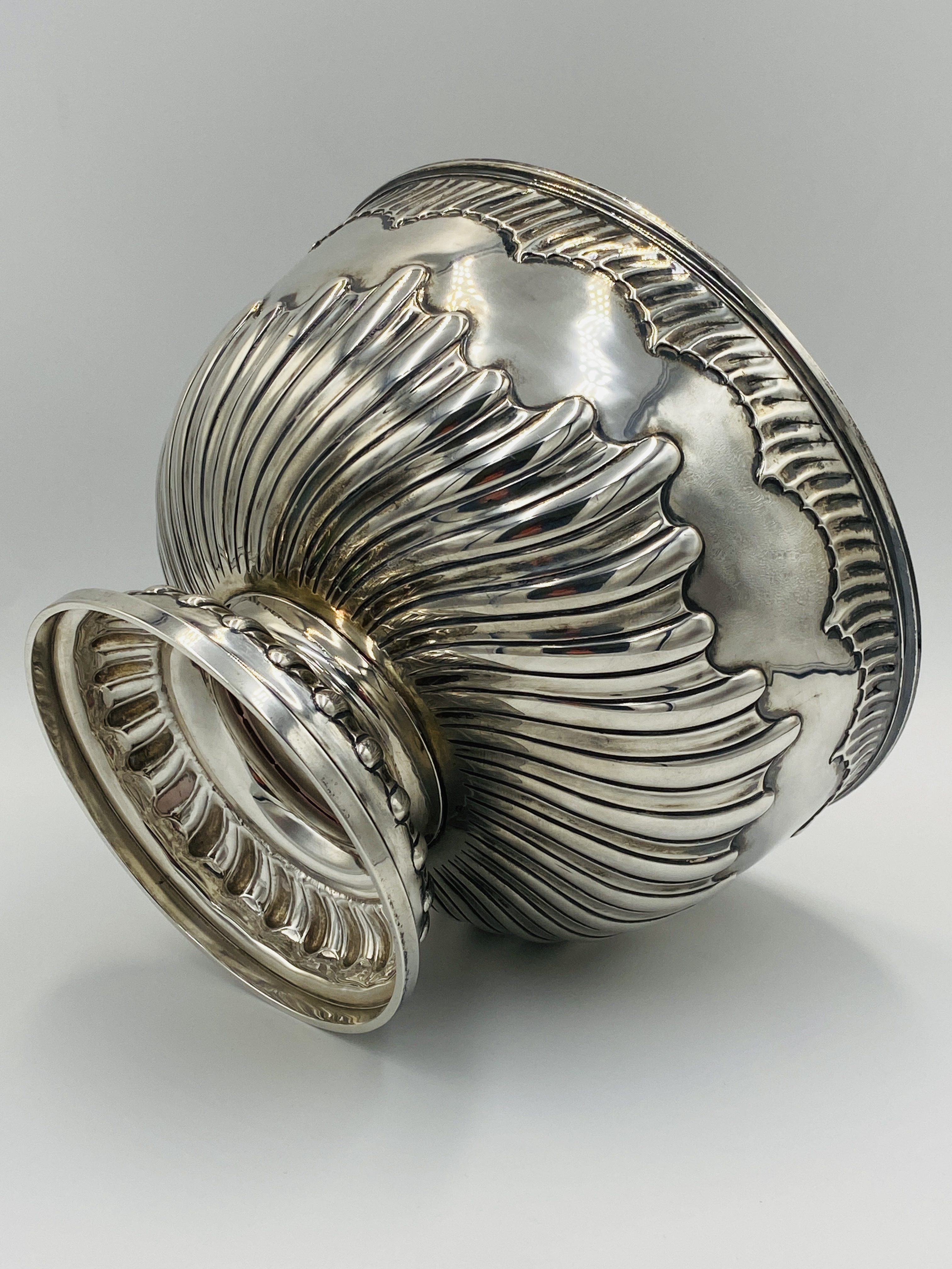Silver bowl on pedestal base - Bild 11 aus 11