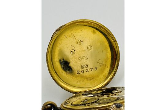 A ladies wrist watch in 9ct gold case - Image 5 of 6