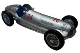 Highly Detailed CMC 1:18th Scale 1938 Mercedes Benz W154 #24 M-038