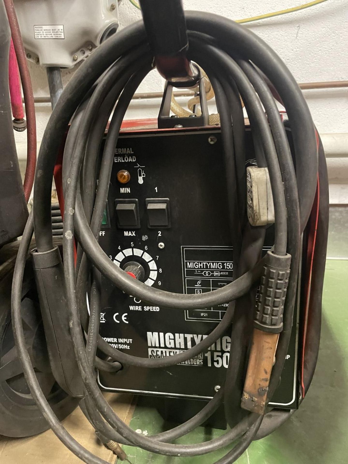 1 x MIGHTYMIG 150 Professional Gas/No-Gas MIG Welder - Image 2 of 5