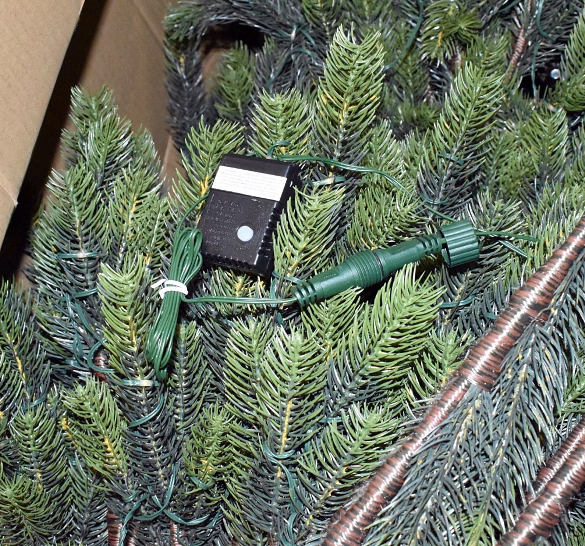 1 x EVERLANDS 'Winnipeg' Premium Pre-lit Outdoor Artificial Christmas Pine Tree (8ft) - RRP £1,089 - Image 4 of 8