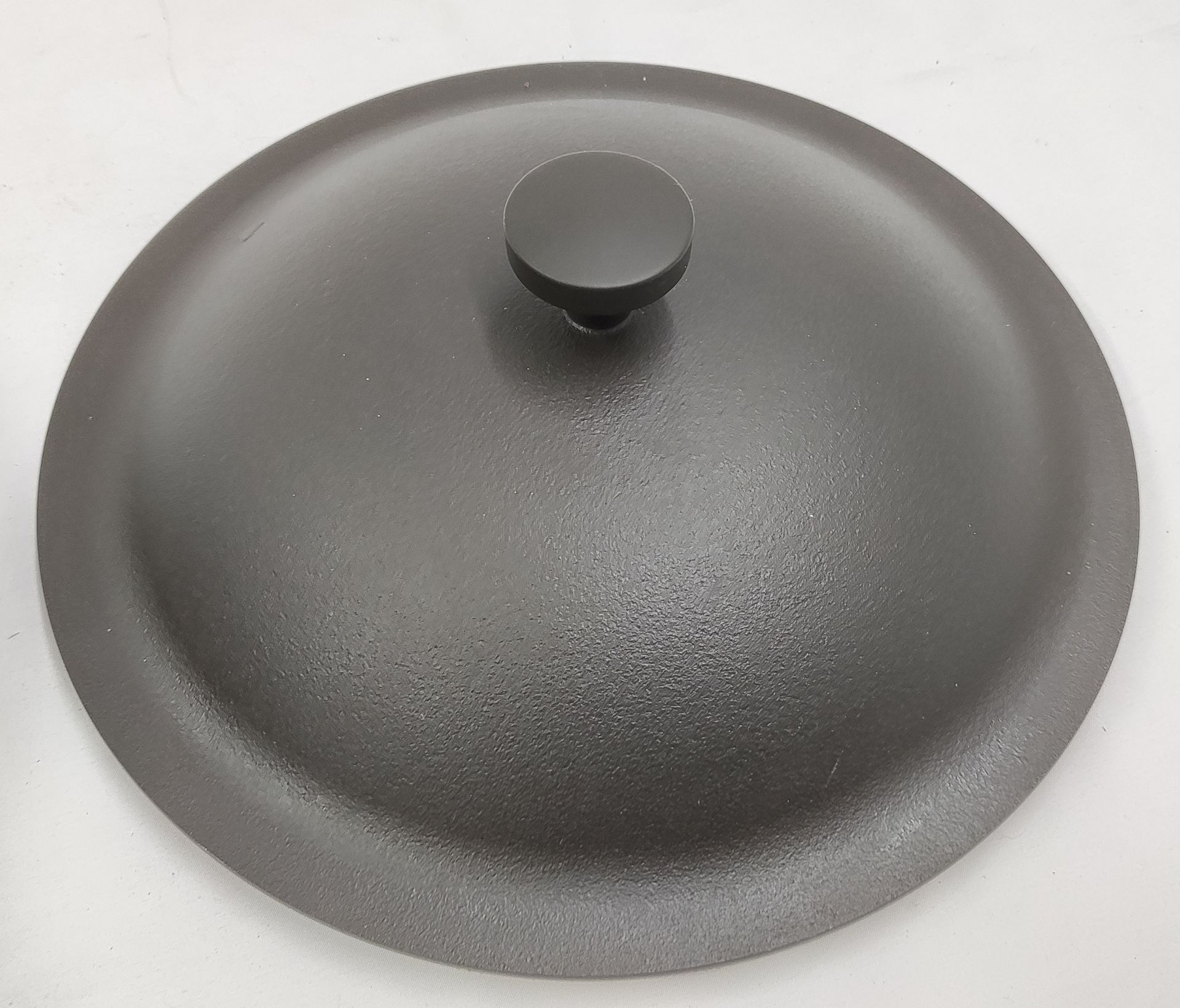 1 x OUR PLACE Our Place Cast Iron Always Pan In Charcoal - RRP £135 - Ref: 7260391/HOC165/HC6 - - Image 13 of 17