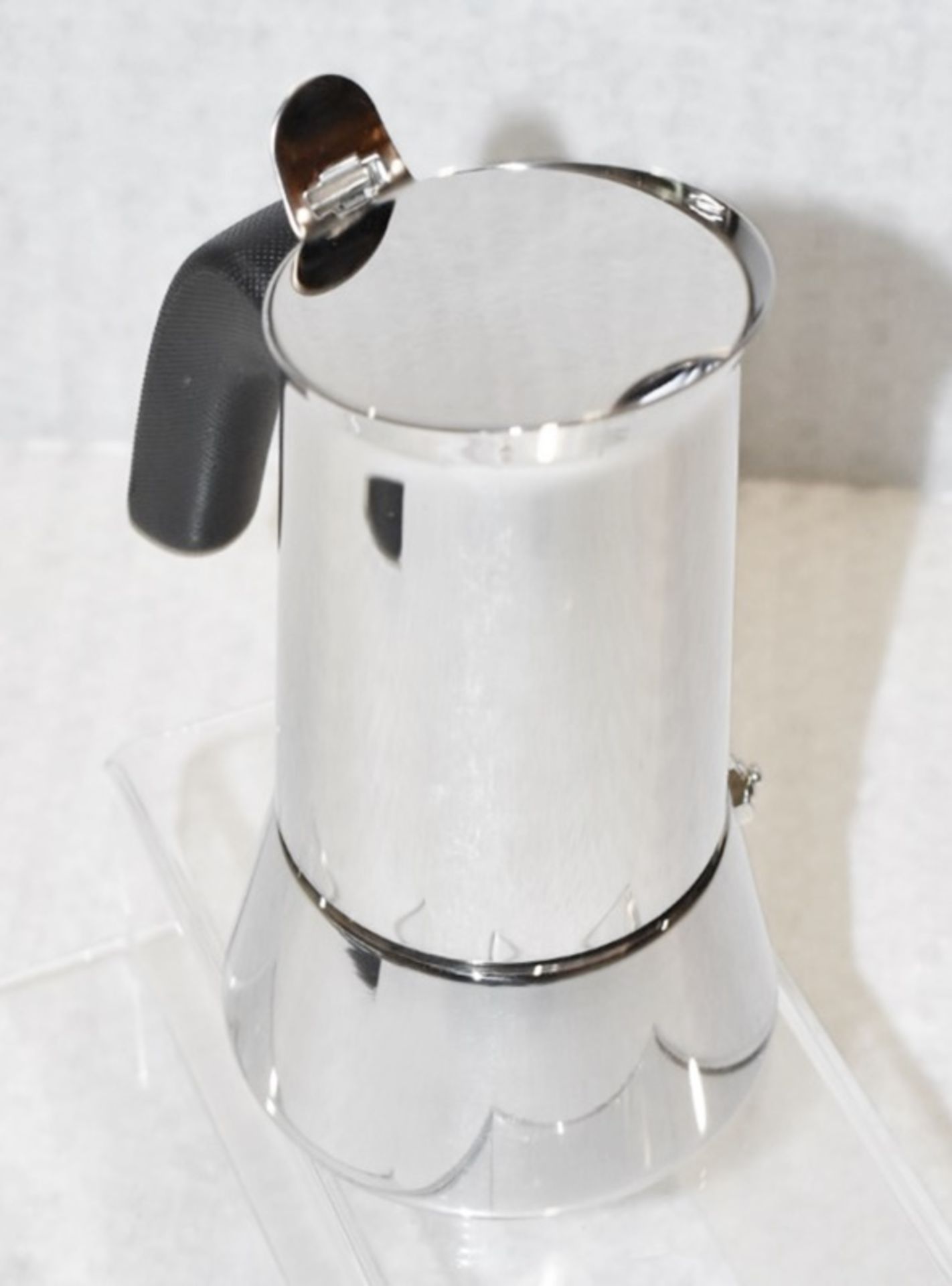 1 x BIALETTI 'Venus' Italian Induction 4-Cup Stainless Steel Cafetière - Original Price £45.95 - Image 4 of 8