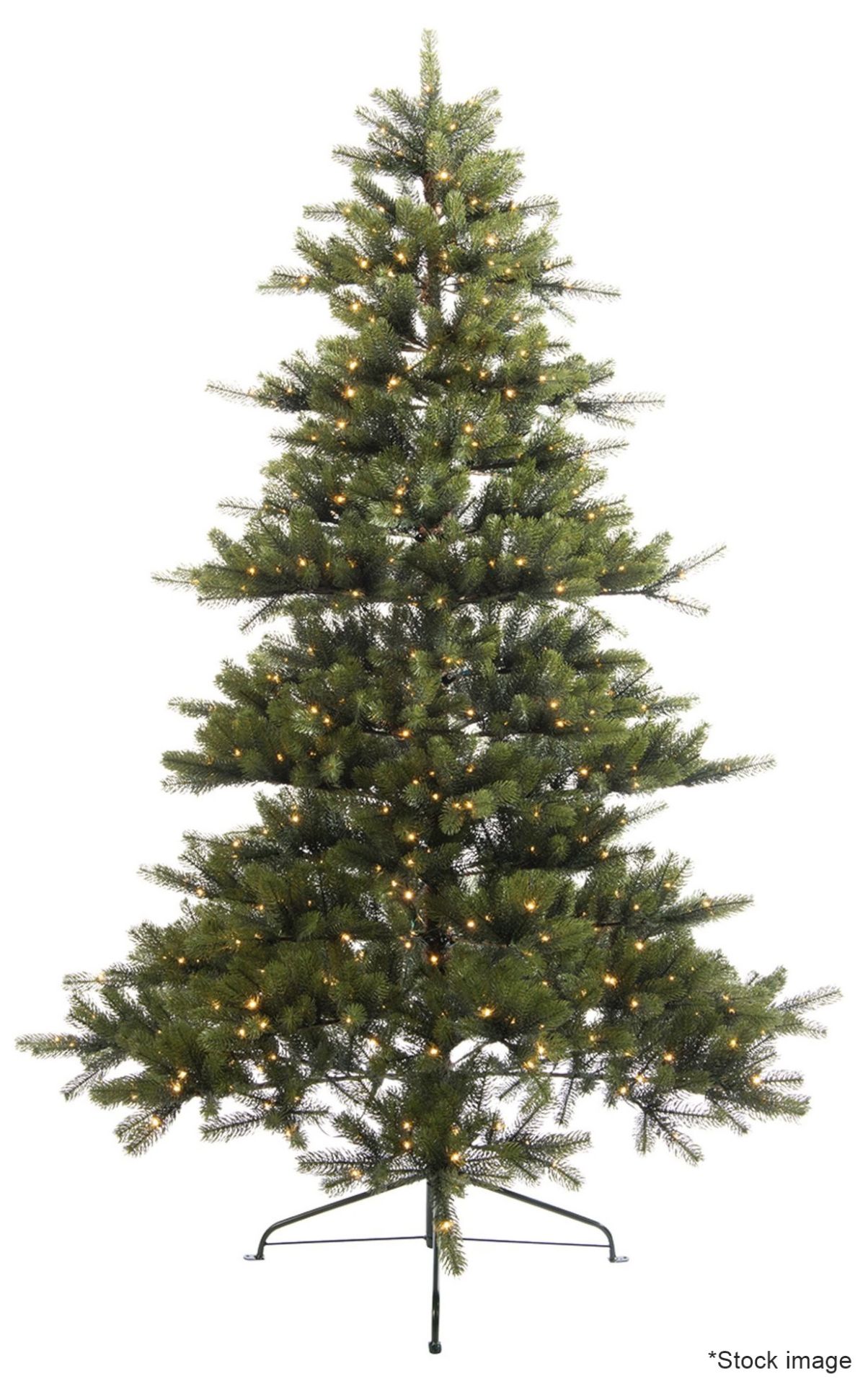 1 x EVERLANDS 'Winnipeg' Premium Pre-lit Outdoor Artificial Christmas Pine Tree (8ft) - RRP £1,089