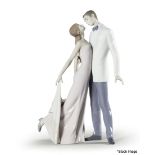 1 x LLADRO Happy Anniversary Porcelain Statue - New/Boxed - RRP £520.00 - Ref: /HOC232/HC5 - CL987 -