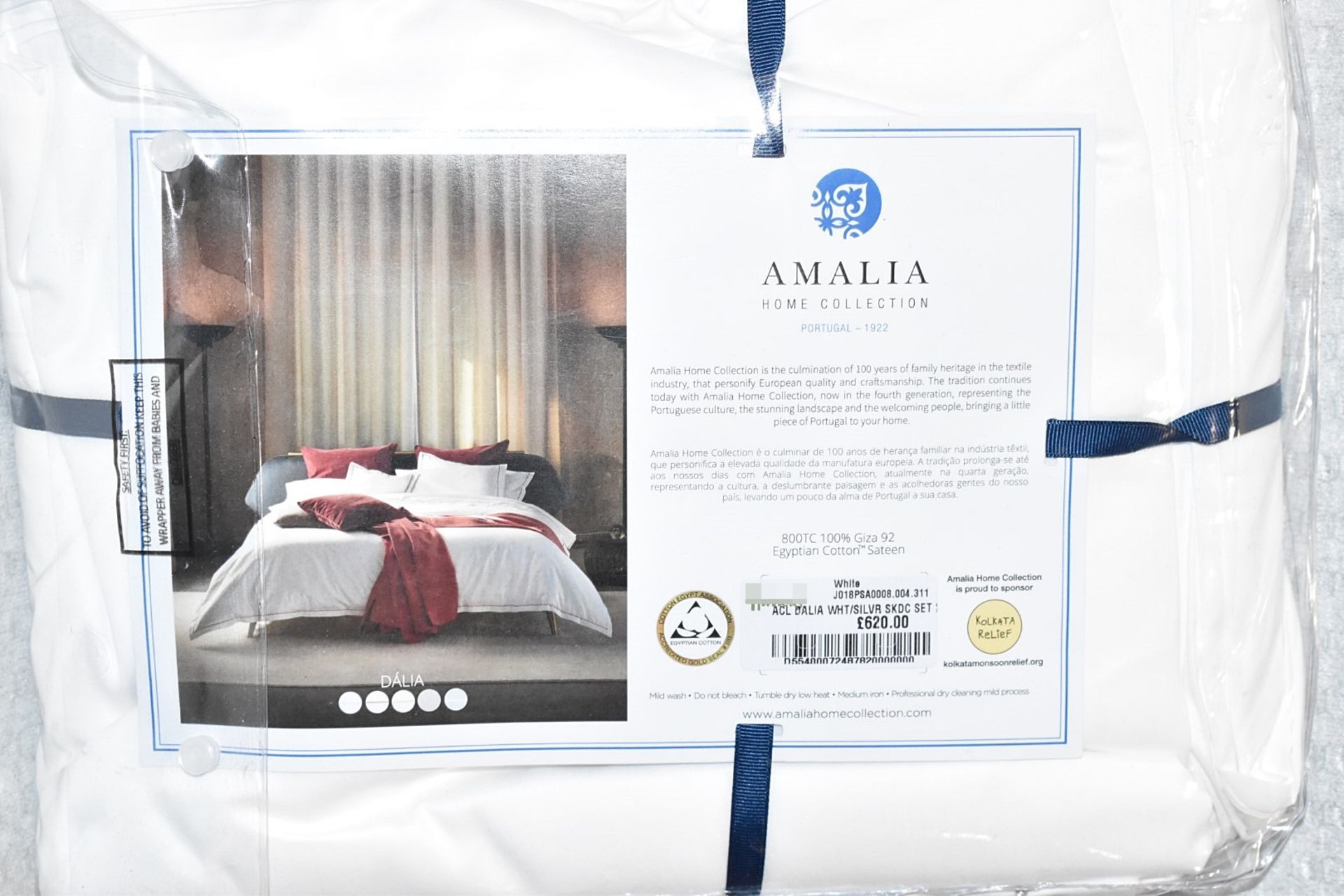 1 x AMALIA 'Dália' Luxury Egyptian Cotton Super King Duvet Cover and 2 x Pillowcases Set, in White - Image 3 of 6