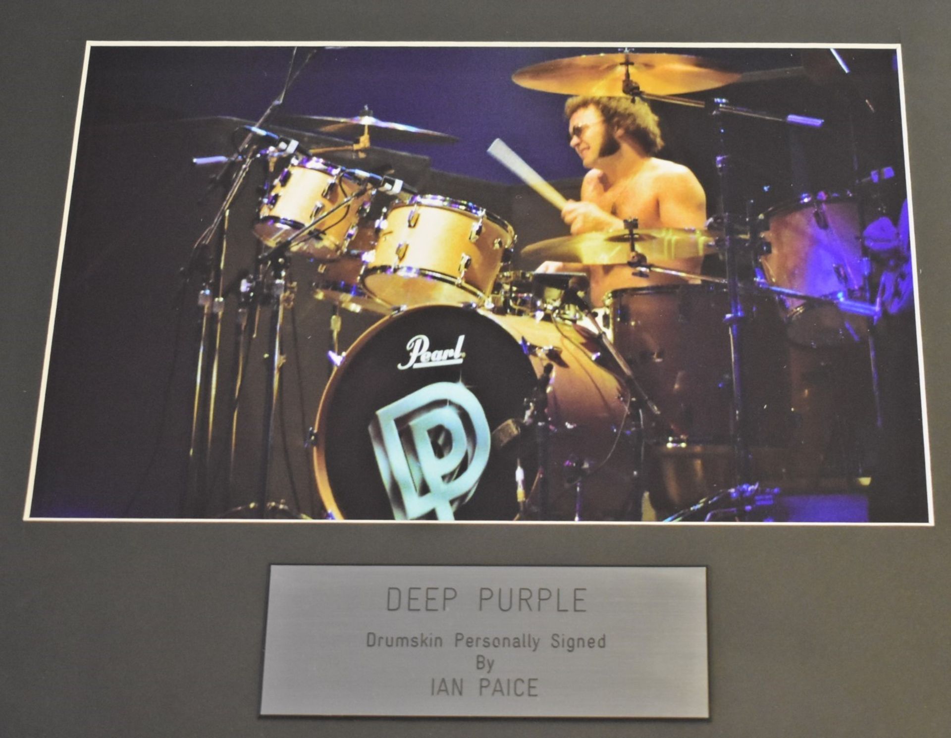 1 x Authentic DEEP PURPLE Drummer IAN PACE Signed DRUMSKIN With Autograph and COA - Image 6 of 9