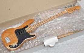 1 x Miniature Hand Made Guitar - Queen John Deacon Fender Bass - New & Unused - RRP £35