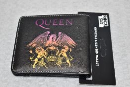 1 x QUEEN Mens Wallet - Officially Licensed Merchandise - New & Unused - RRP £25.00 - Ref: RR998