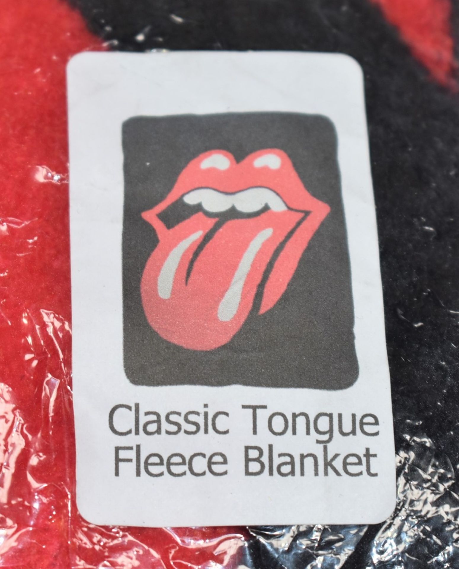 1 x Rolling Stones Large Fleece Blanket - Features the Iconic Tongue and Lips Logo on the Back - - Image 2 of 2