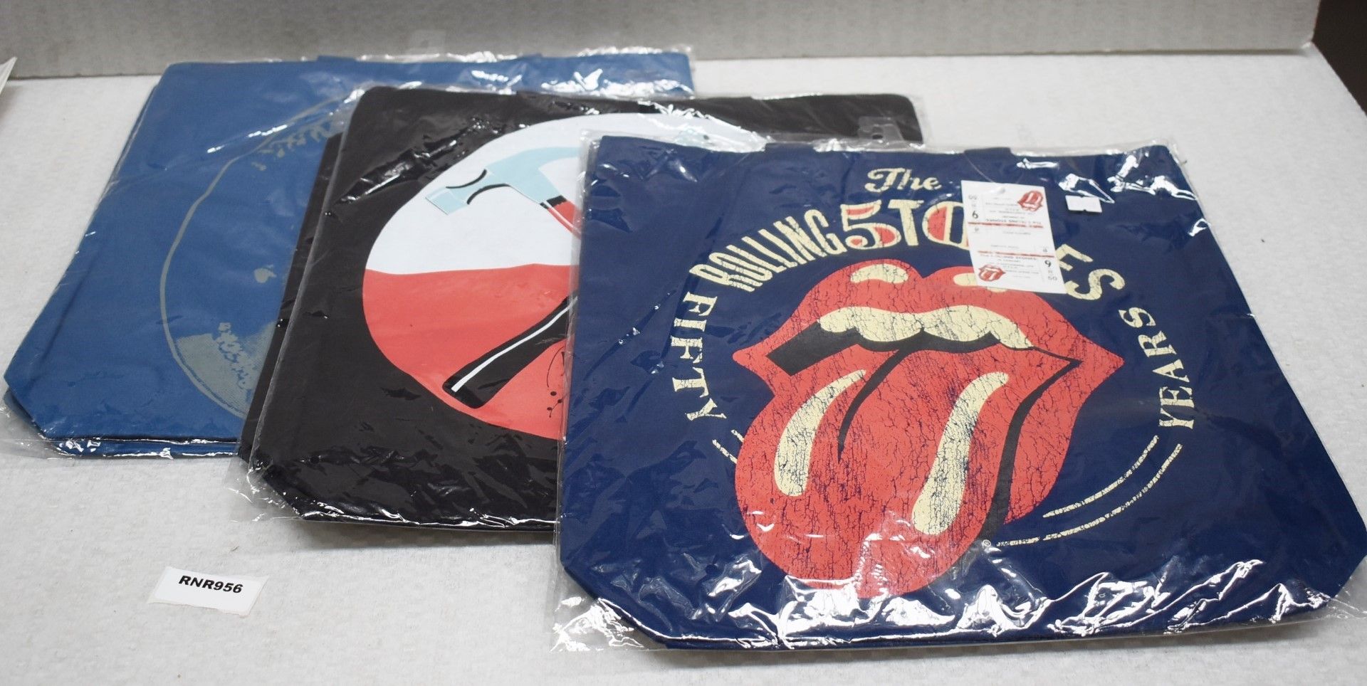 6 x Tote Shopper Bags Featuring The Rolling Stones, Sex Pistols and Pink Floyd - Size: 40 x 40 cms - Image 5 of 11