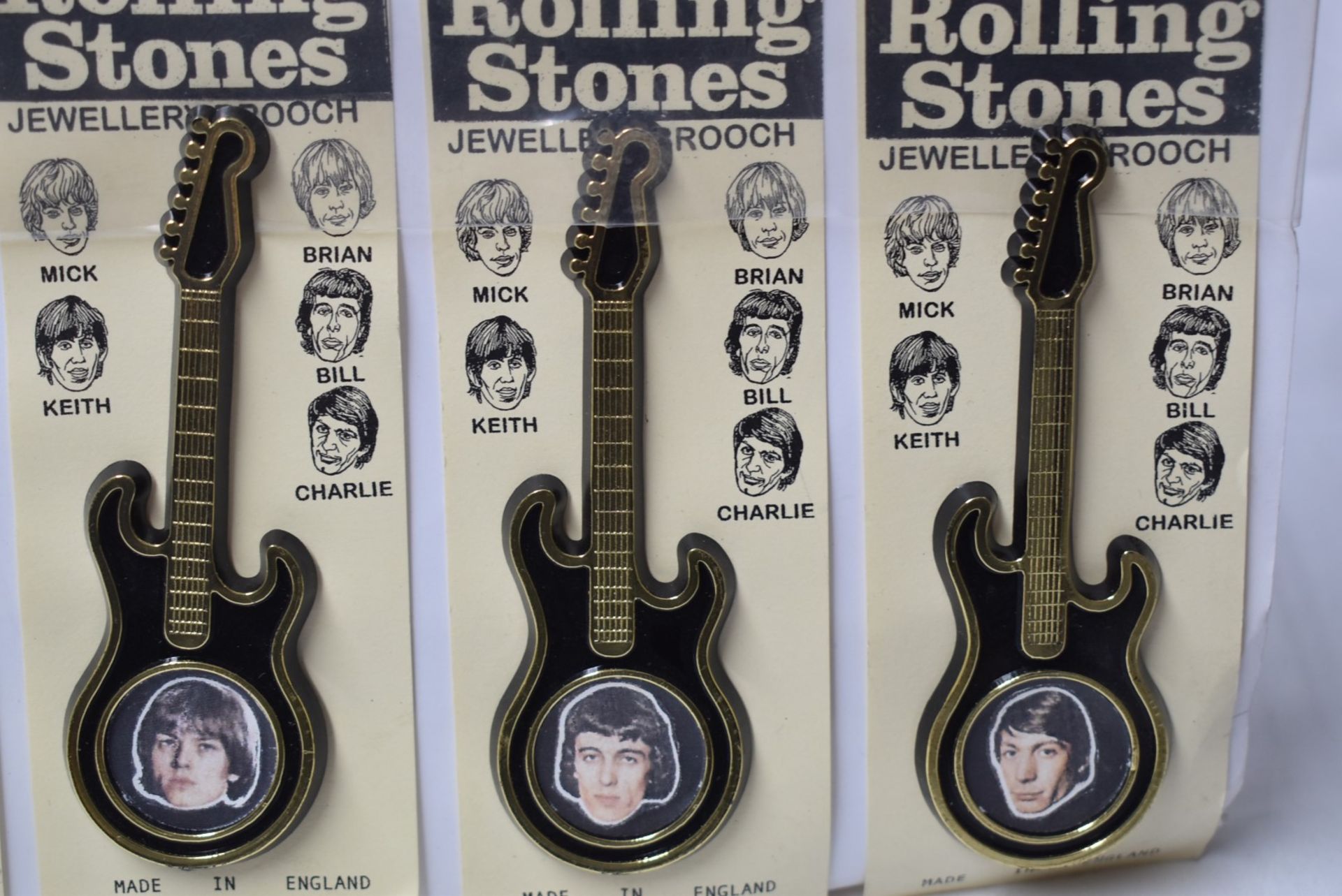 1 x Full Set of Rolling Stones Invicta Guitar Brooches - Unused - CL720 - Location: Altrincham WA14 - Image 4 of 5