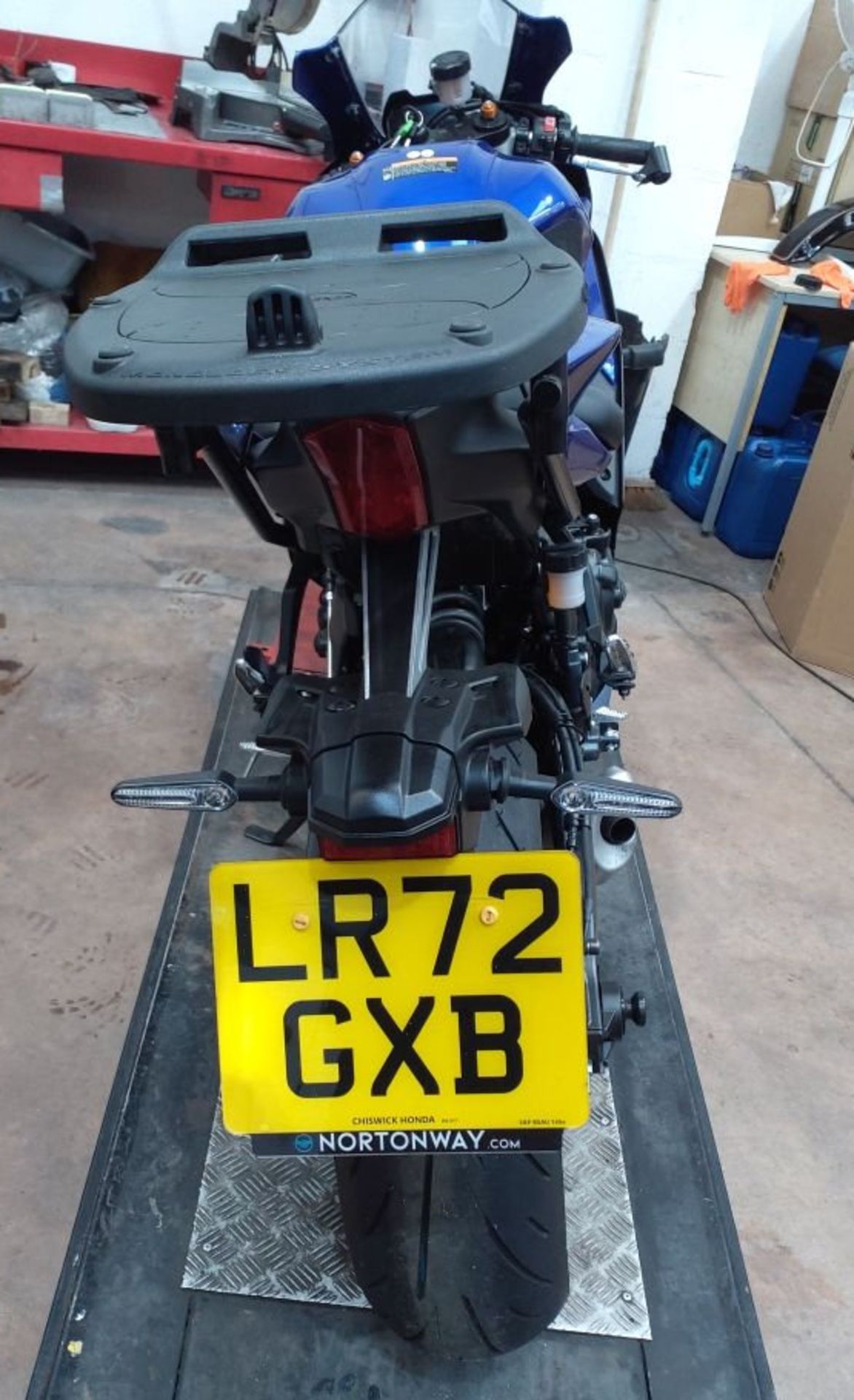 1 x 2022 YAMAHA YZF R7 (YZF690) - 163 Miles - Reg: LR72 GXB - Cat N - CL887 - Location: Dudley DY2 - Image 6 of 11