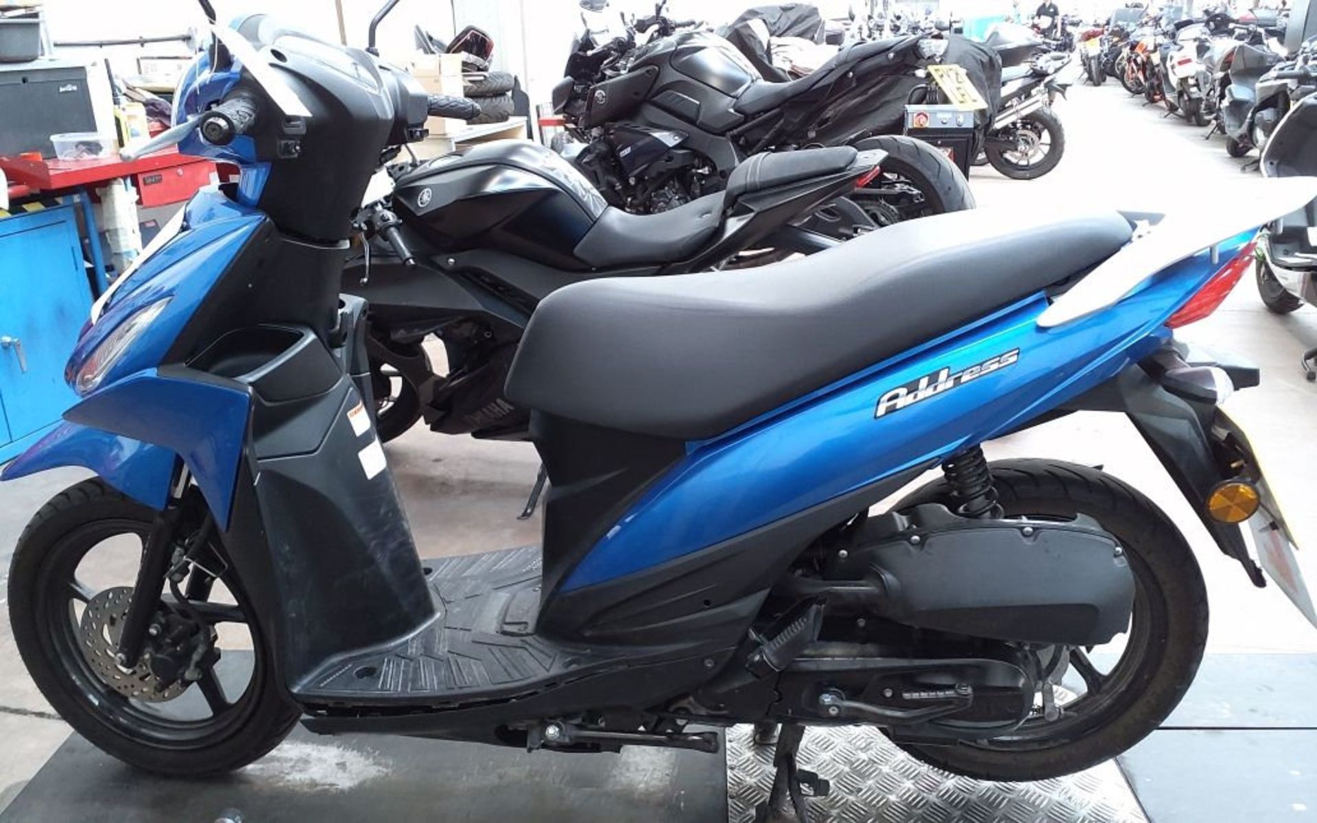 1 x 2019 SUZUKI ADDRESS UK 110 NM L9 Maxi Scooter - 2105 Miles - Reg: YK19 YUC - Cat B - CL887