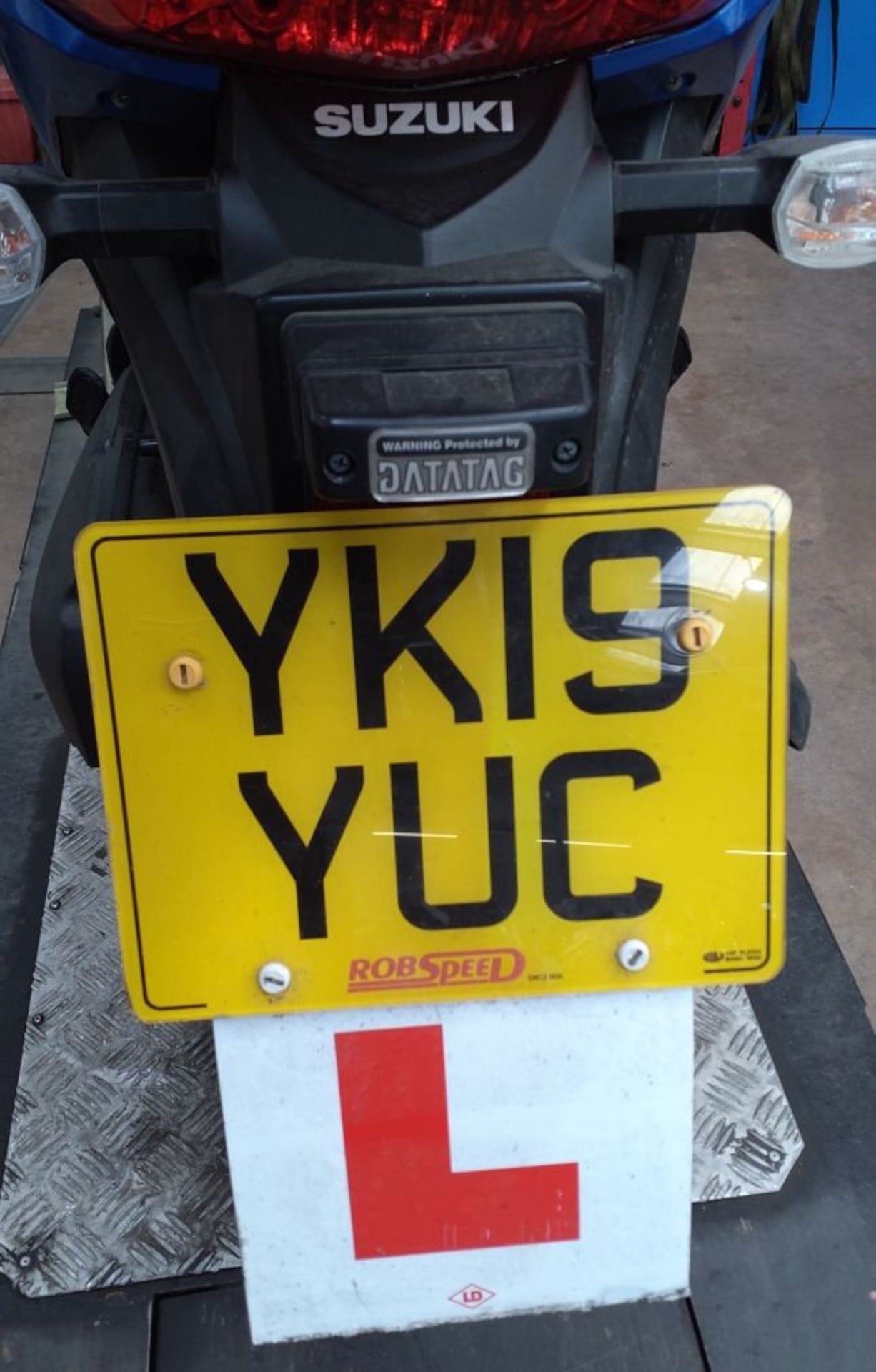 1 x 2019 SUZUKI ADDRESS UK 110 NM L9 Maxi Scooter - 2105 Miles - Reg: YK19 YUC - Cat B - CL887 - Image 7 of 12