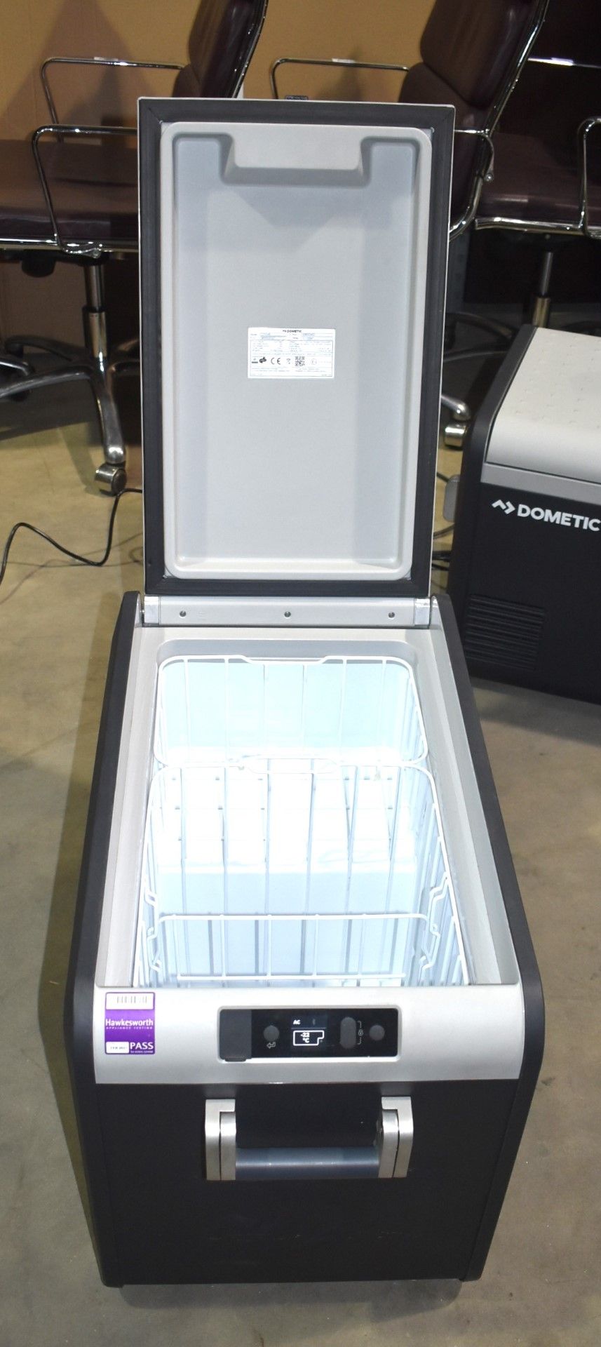 1 x Dometic CFX3 45 Portable 40l Compressor Cooler and Freezer - Features Bluetooth and WiFi - Image 7 of 10