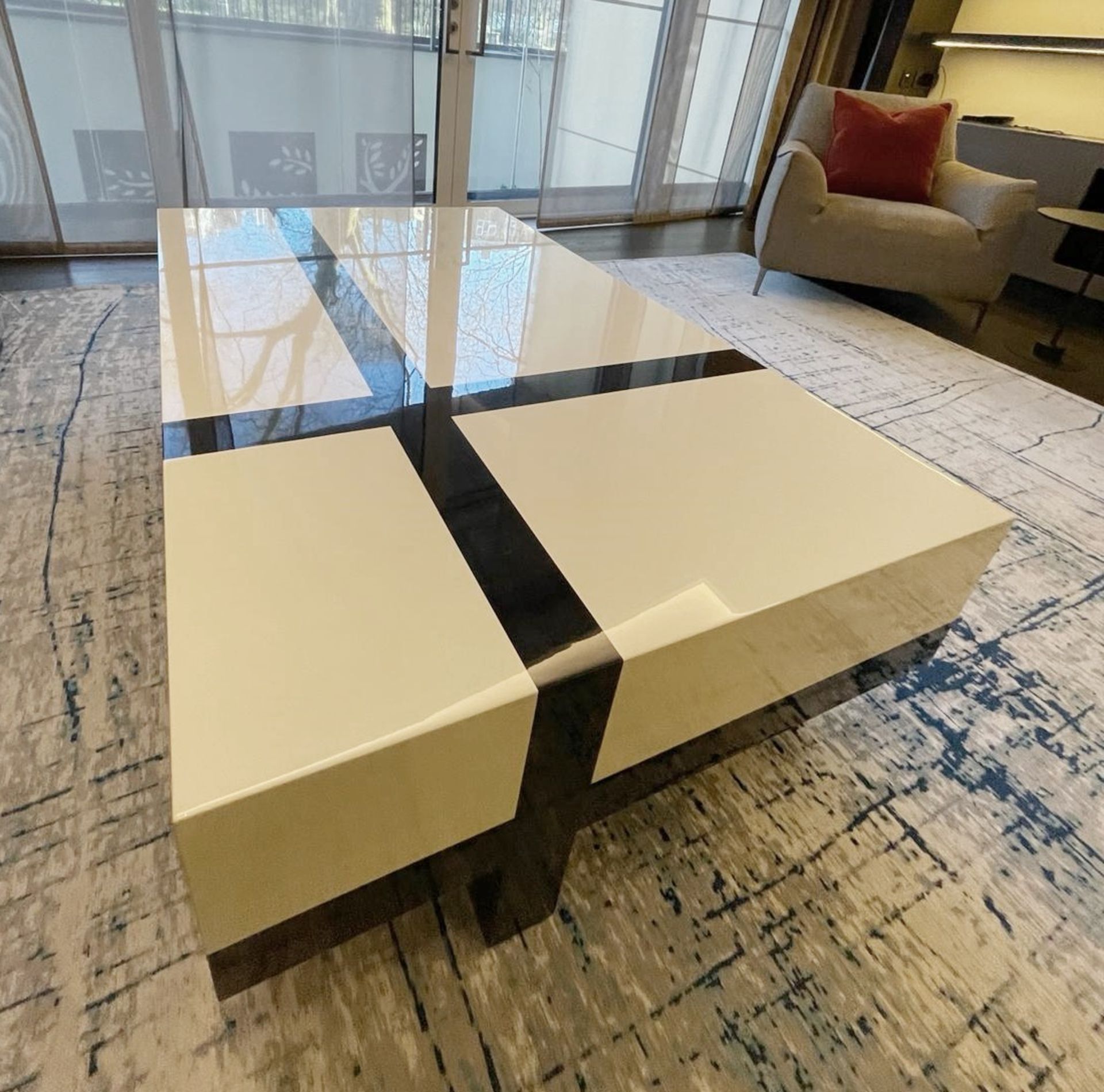 1 x DAVIDSON LONDON 'Melrose' Rectangular 1.5-Metre Centrepiece Coffee Table with High-gloss Finish - Image 9 of 12