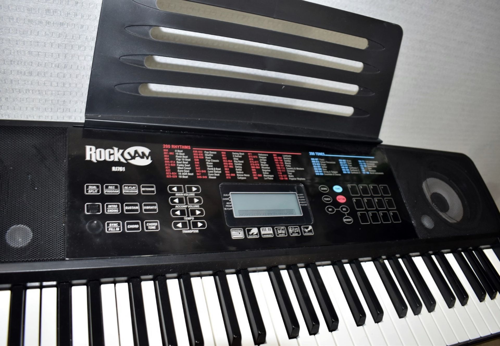 1 x ROCK JAM 61-Key Keyboard with Stand - Original Price £169.00 - Ex-display - Image 2 of 6