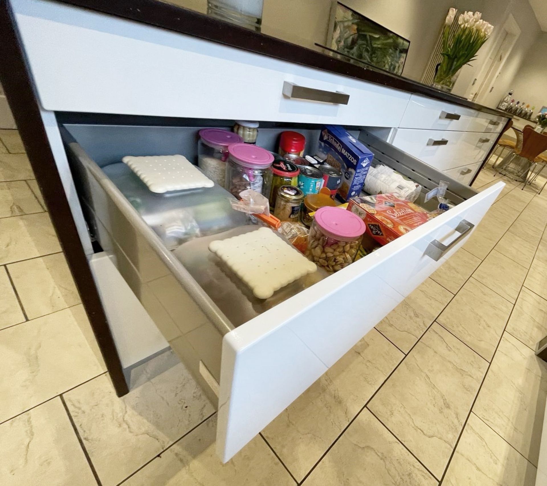 1 x ALNO Bespoke Fitted White Kitchen with Central Island, Neff & Miele Appliances, Quartz Surfaces - Image 67 of 85