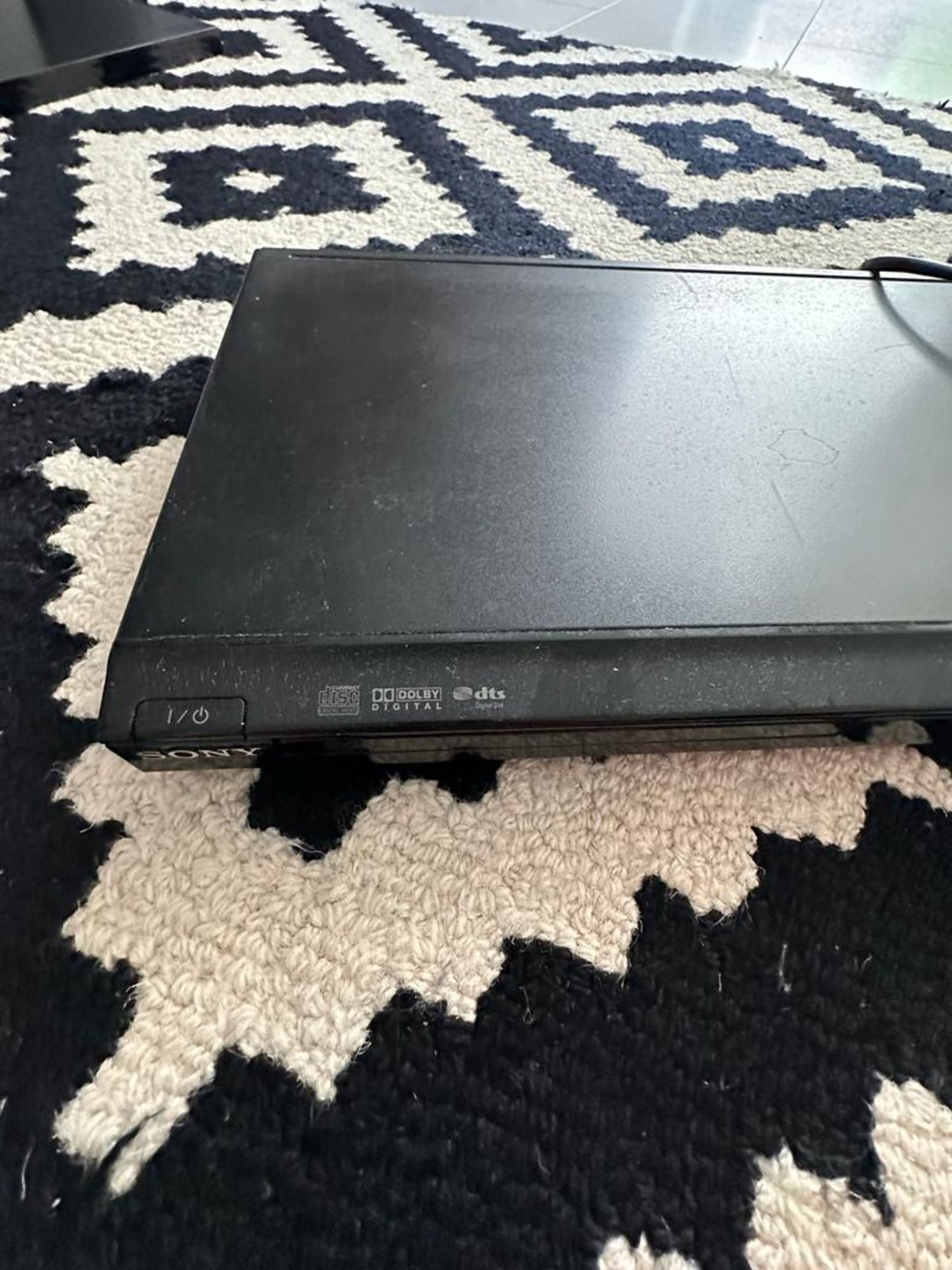 1 x SONY Dolby Digital DVD Player - Ref: GRG036 / WH2 - CL870 - Location: Altrincham WA14 This - Image 3 of 3