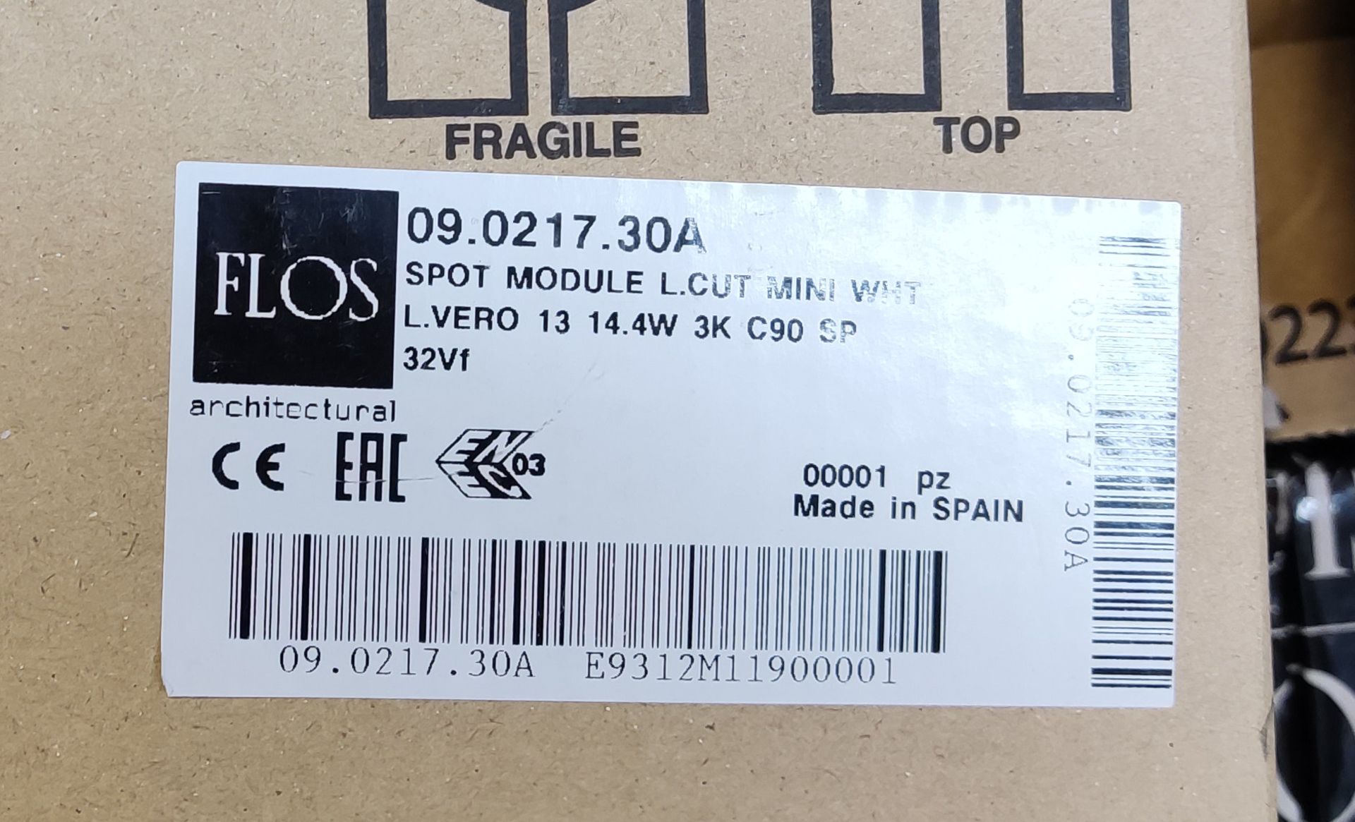 4 x FLOS Flos Spot Module Light Cut Mini Led White - L.Vero 12 14.4W 3K C90 Sp 32Vf - 09.0217. - Image 2 of 3