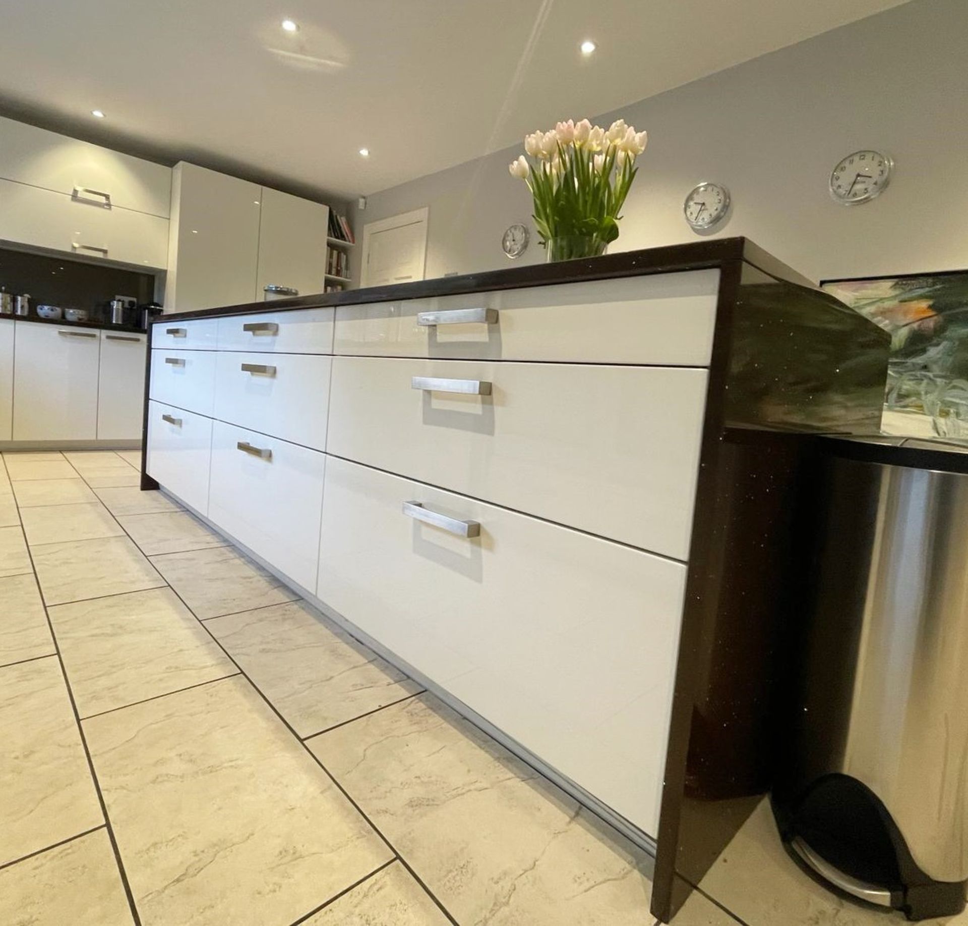 1 x ALNO Bespoke Fitted White Kitchen with Central Island, Neff & Miele Appliances, Quartz Surfaces - Image 6 of 85