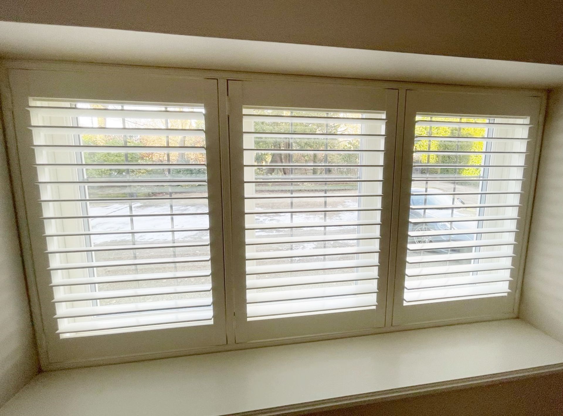 1 x Hardwood Timber Double Glazed Leaded 3-Pane Window Frame fitted with Shutter Blinds - Image 11 of 15