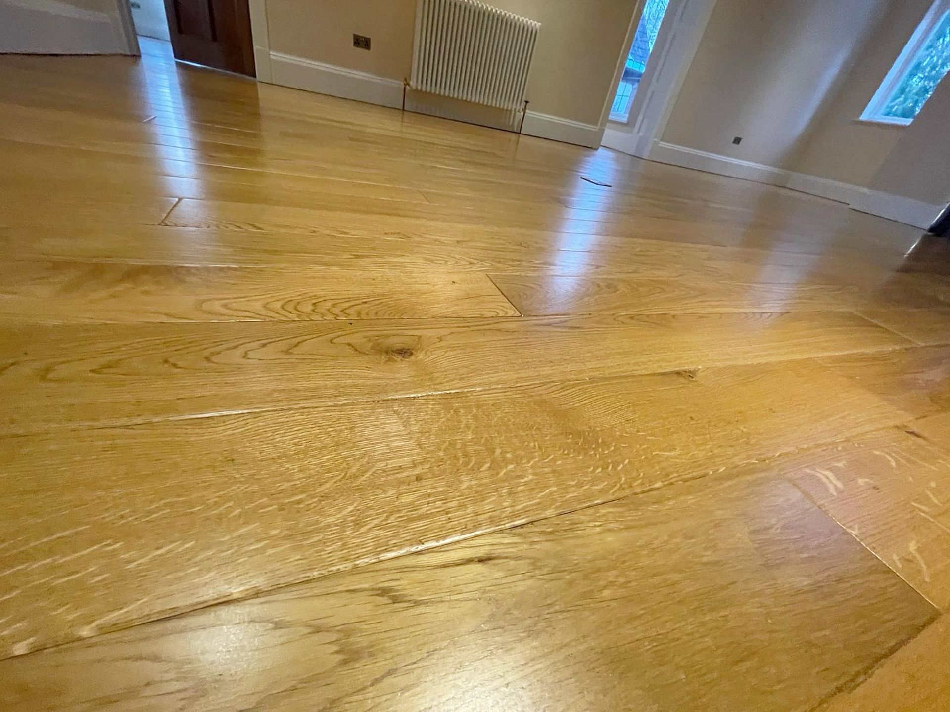 Large Area of Fine Oak Hardwood Flooring - 8.8 x 6.5 Metres - NO VAT ON THE HAMMER - Image 4 of 6