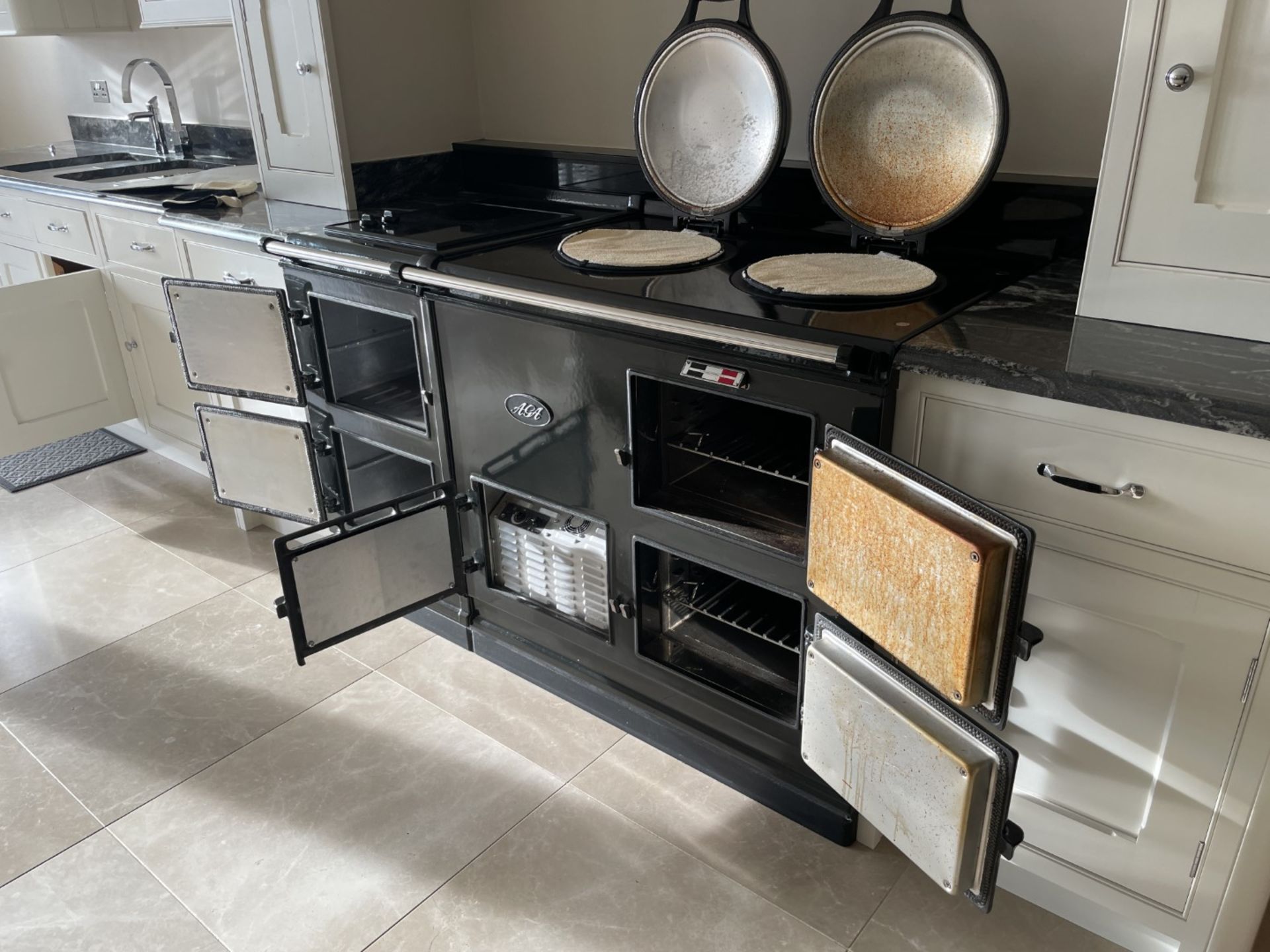 1 x AGA 4-Oven Electric Range Cooker With 2 Hot Plates, in Grey - NO VAT ON THE HAMMER - Image 2 of 99